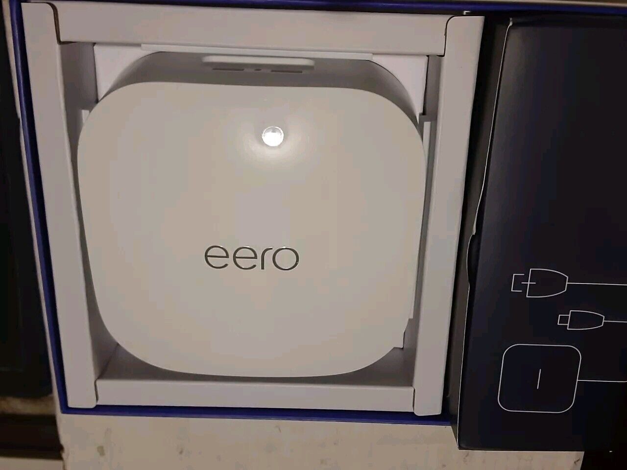 eero - Pro 6E AXE5400 Tri-Band Mesh Wi-Fi 6E Router - White