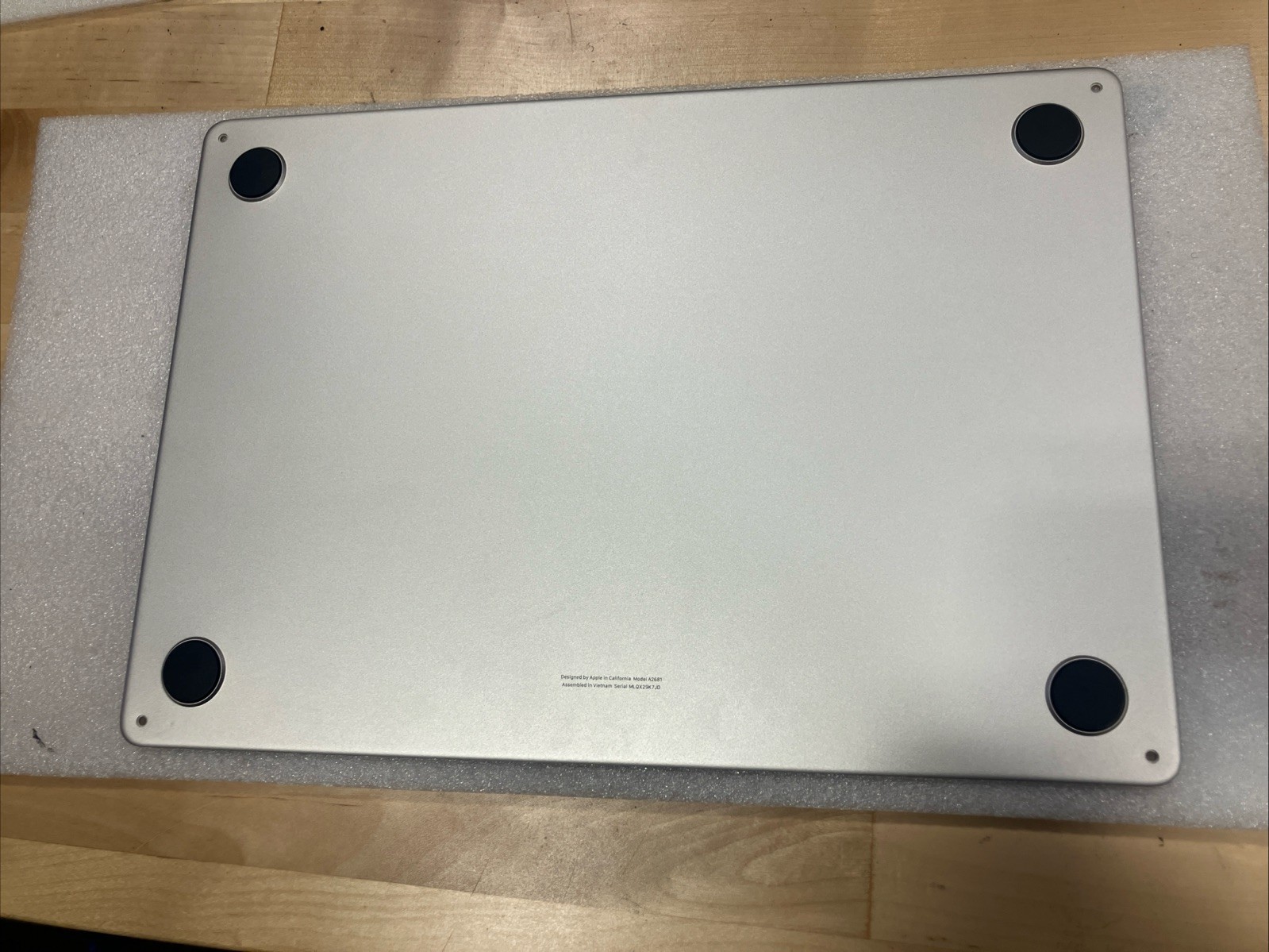 Grade A Starlight Lower Bottom Case Cover 613-22538-A Macbook Air 13" A2681 2022
