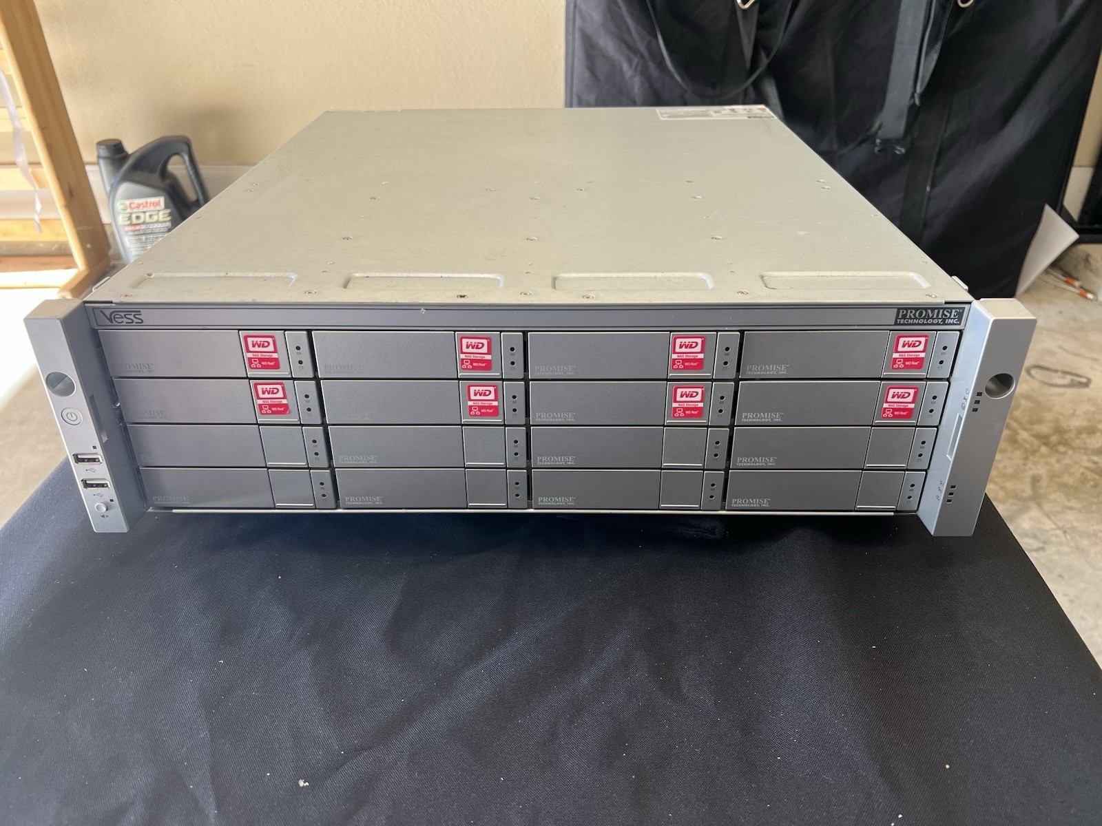 Promise technology Vess R2600iS NAS STORAGE