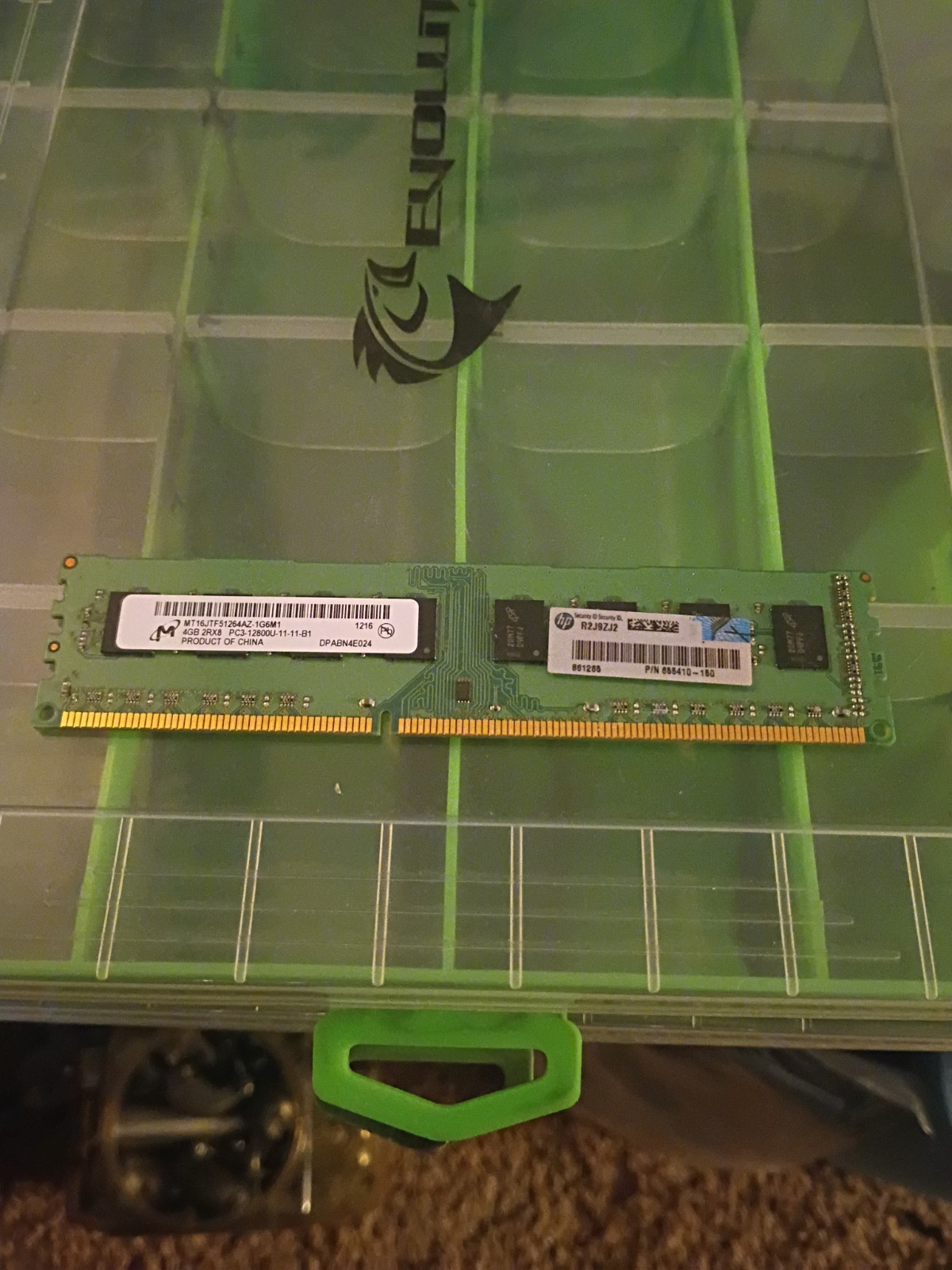 Micron 4GB DDR3 SDRAM DIMM PC3-12800U 240-Pin RAM MT16JTF51264AZ-1G6M1