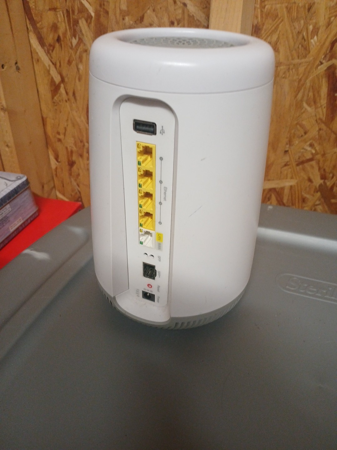 Centurylink C4000 Series Modem/router Model C4000xg. No Cords. Not Tested