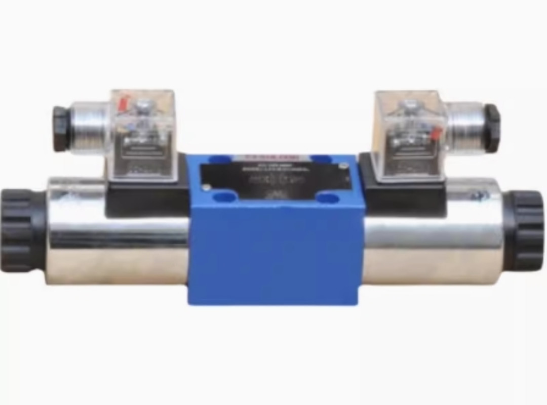 1PCS NEW FIT FOR Rexroth solenoid directional valve 4WE10B33/CG24N9K4
