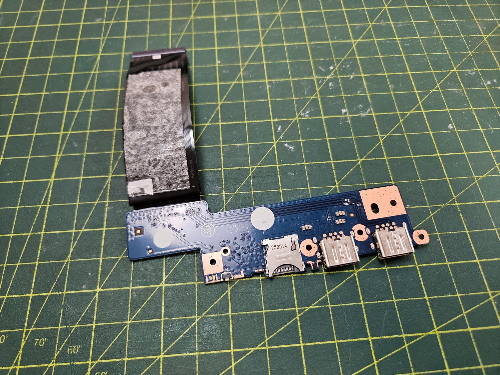 Lenovo Ideapad 5 14AKP10 Card Reader Power Button USB Board w/ Cable 5C50S25839