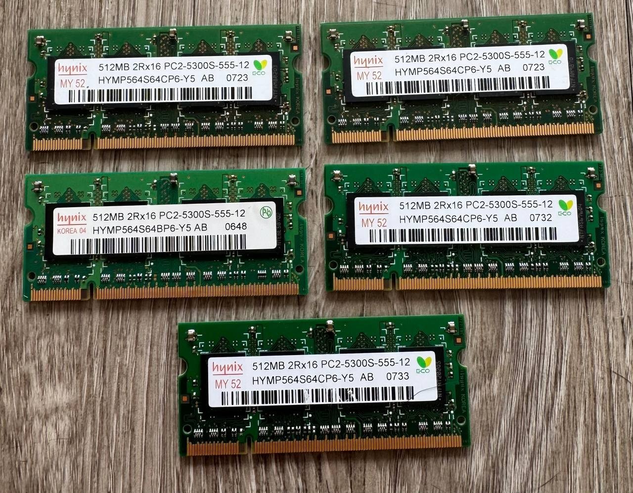 5x Hynix 512MB DDR2 PC2-5300S Laptop RAM HYMP564S64CP6-Y5 SODIMM Lot