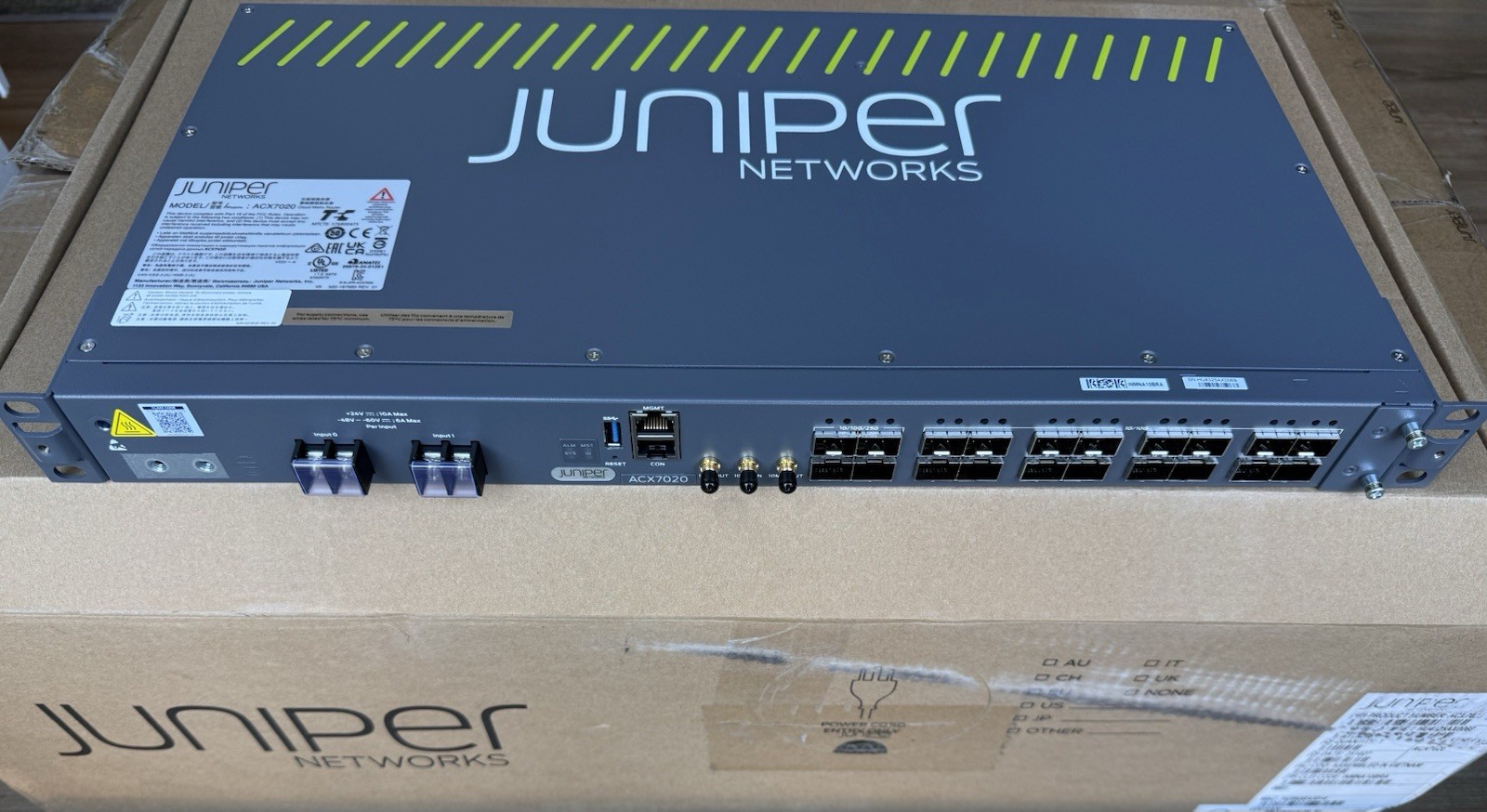 Juniper Networks ACX7020-DC ACX Series Cloud Metro Router