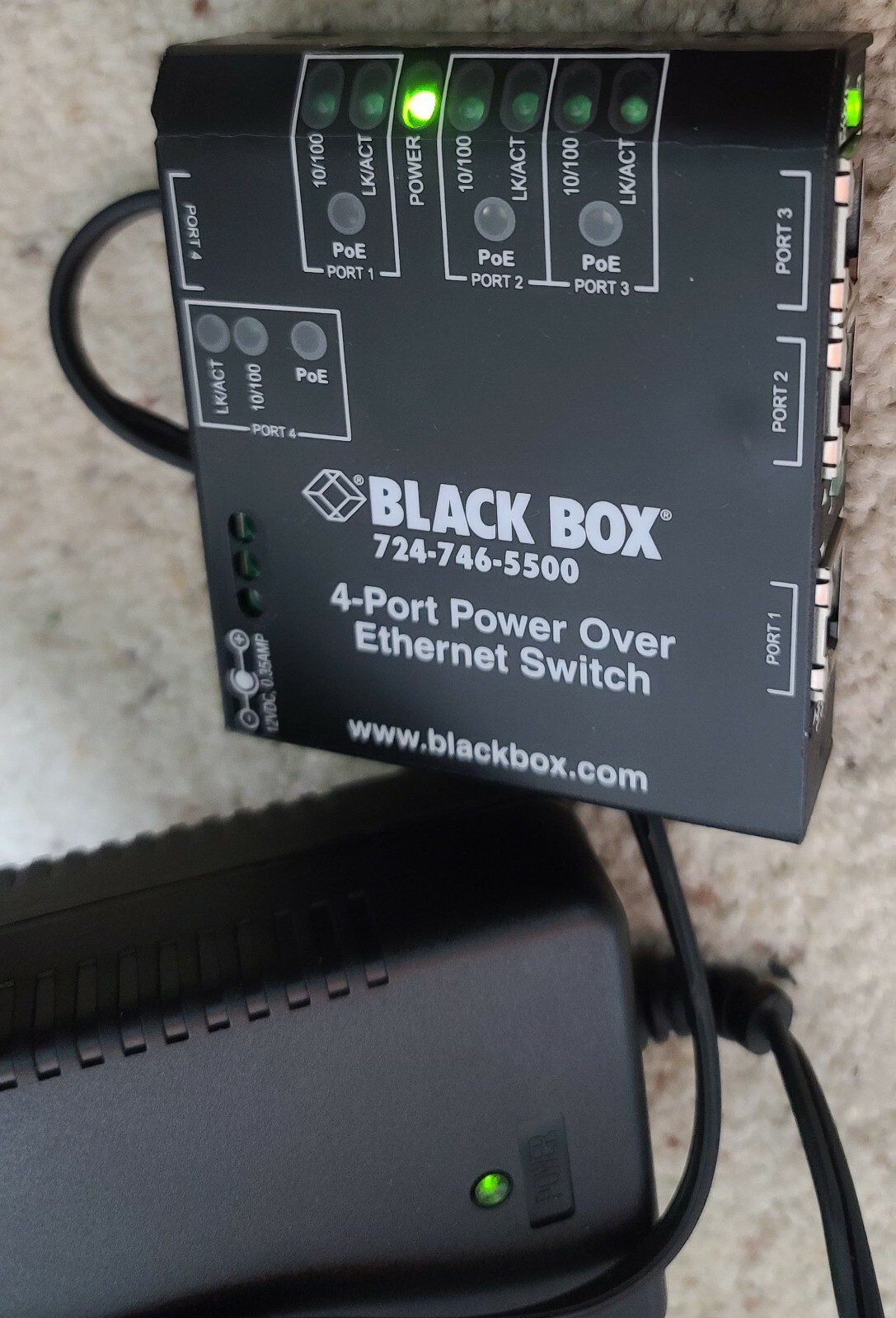 Black Box Networking LP004A 4 Port Power Over Ethernet PoE Switch Tested Works