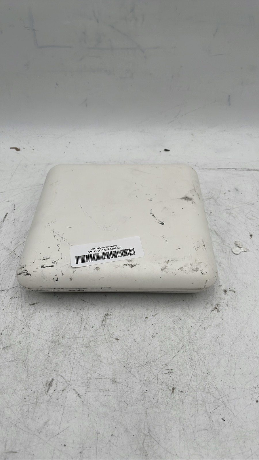 Luxul XAP-1610 Apex AC3100 Wave 2 Dual-Band WiFi Access Point White