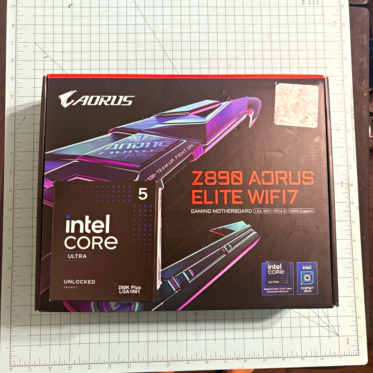 AORUS Z890 AORUS ELITE WIFI7 + Core Ultra 5 250K