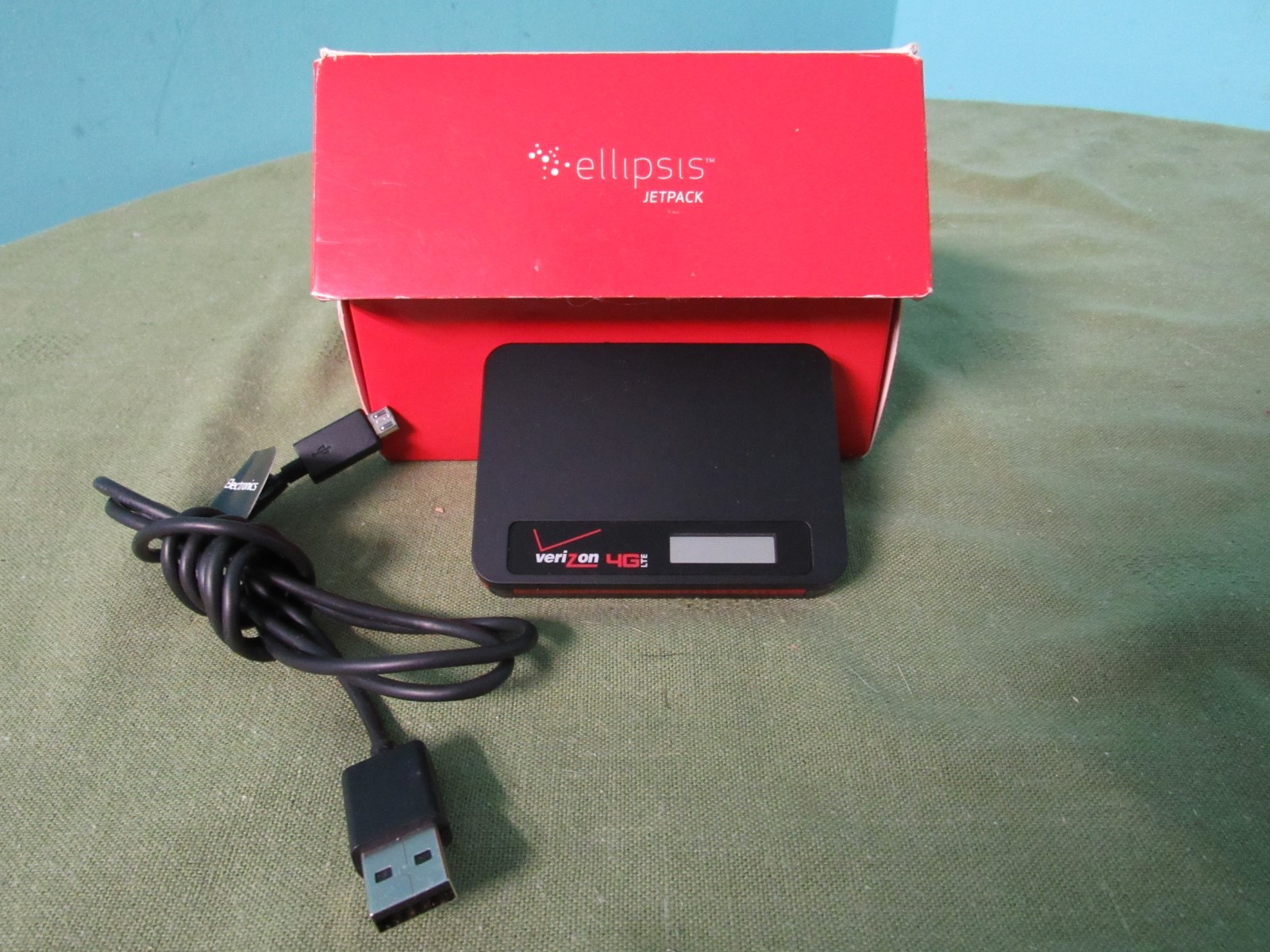 Verizon Ellipsis Jetpack MHS800L Mobile Hotspot 4G LTE