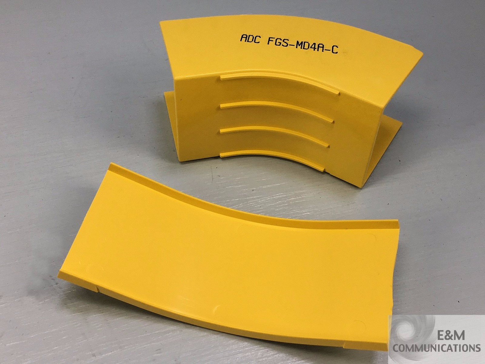 NEW FGS-MD4A-C ADC TE COMMSCOPE FIBERGUIDE 2x2 45 DEGREE DOWN ELBOW