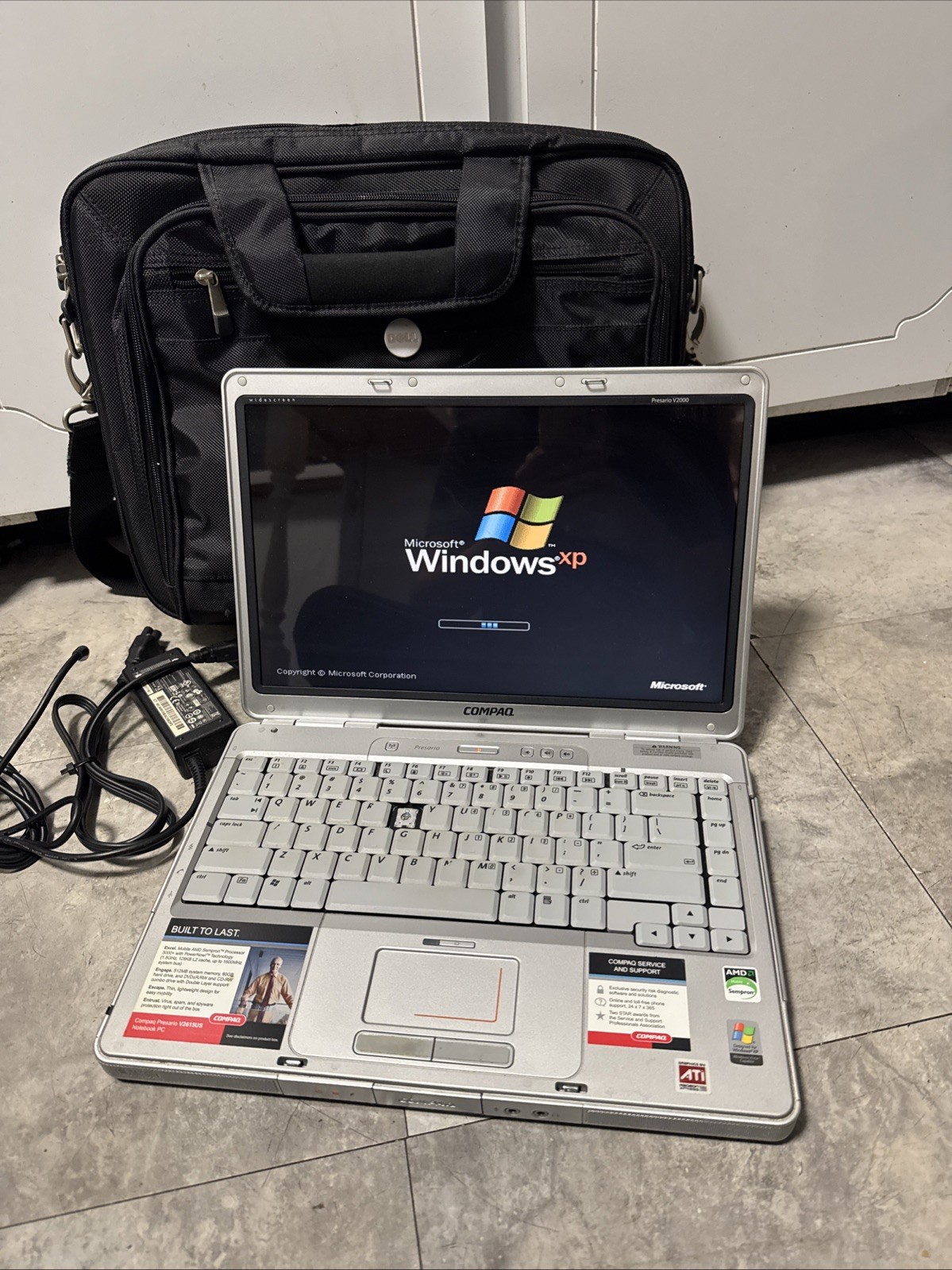 Compaq Presario V2000 Win XP Works