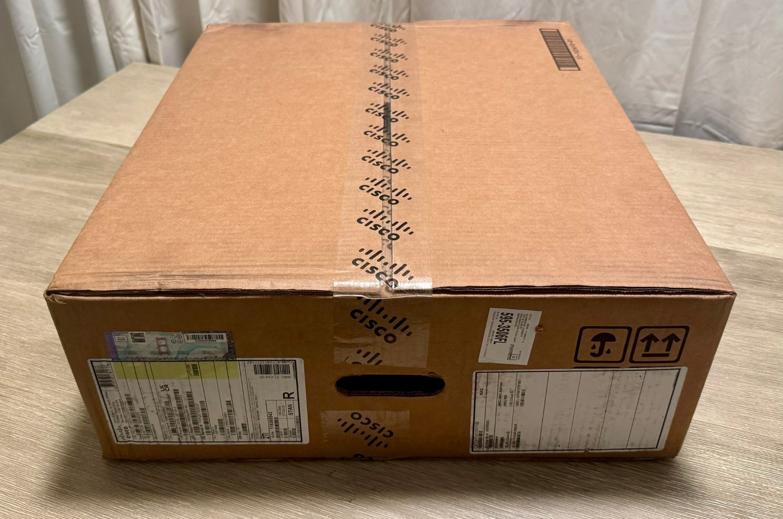 Cisco C9200L-24P-4X-E Catalyst 9200L 24 Port Switch New Sealed
