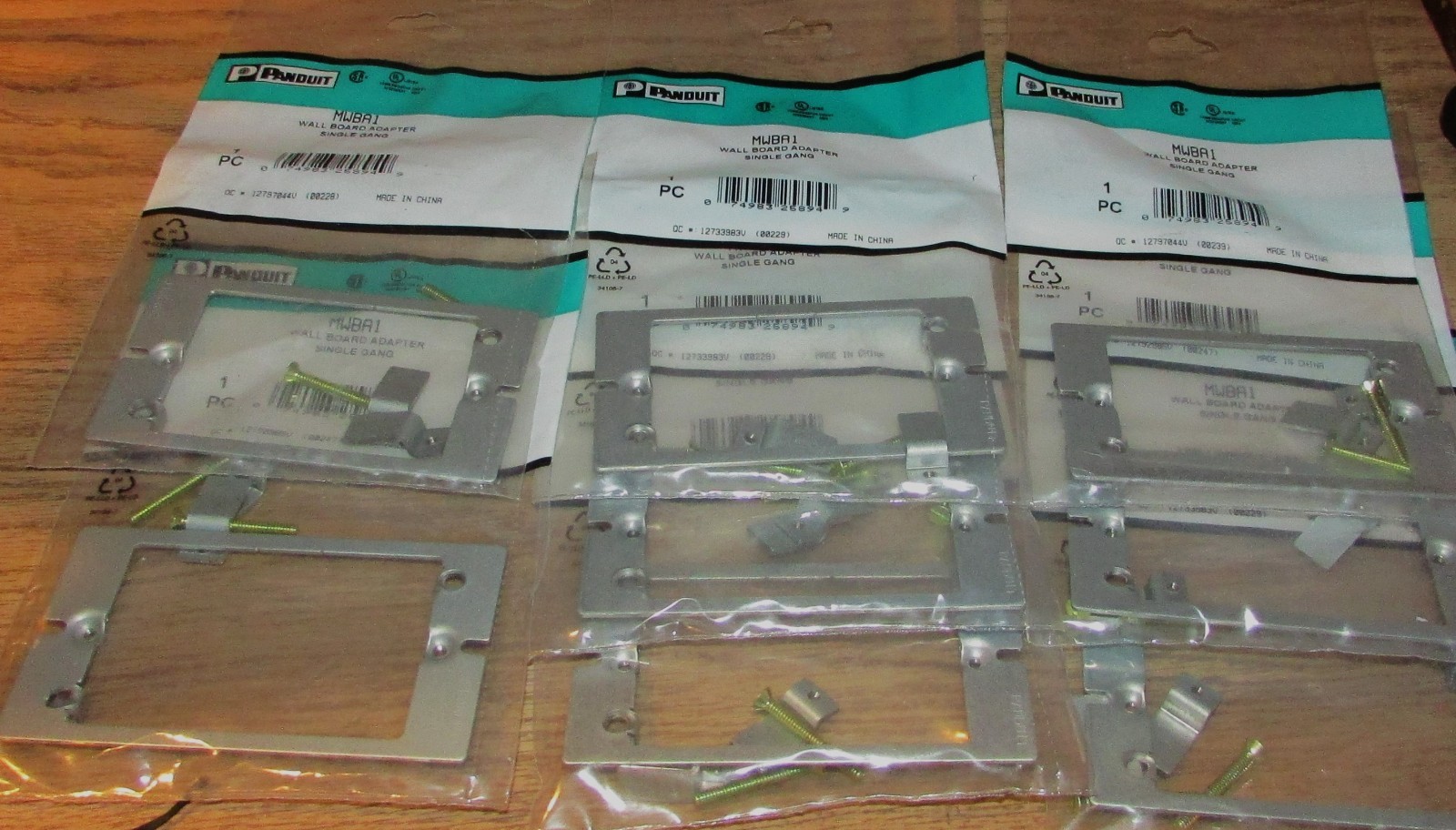 LOT OF 8 PANDUIT MWBA1 SINGLE GANG WALL BOARD ADAPTERS, NEW - SEALED PACKAGES