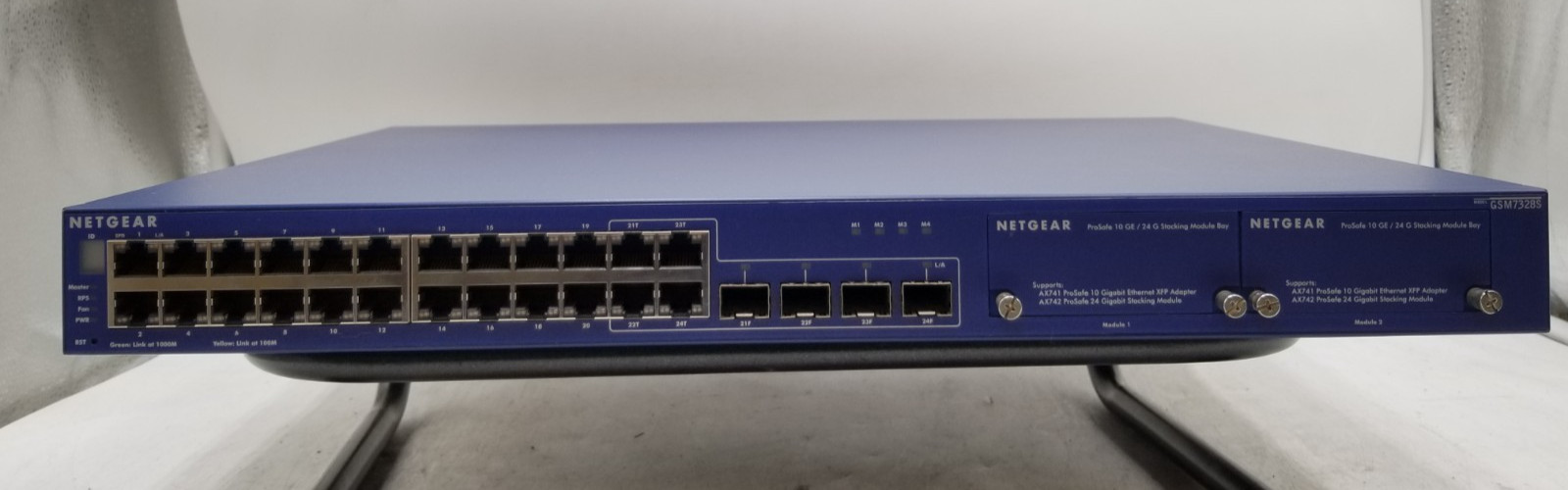 Netgear GSM7328S ProSafe 24+4 Gigabit L3 Managed Stackable Switch