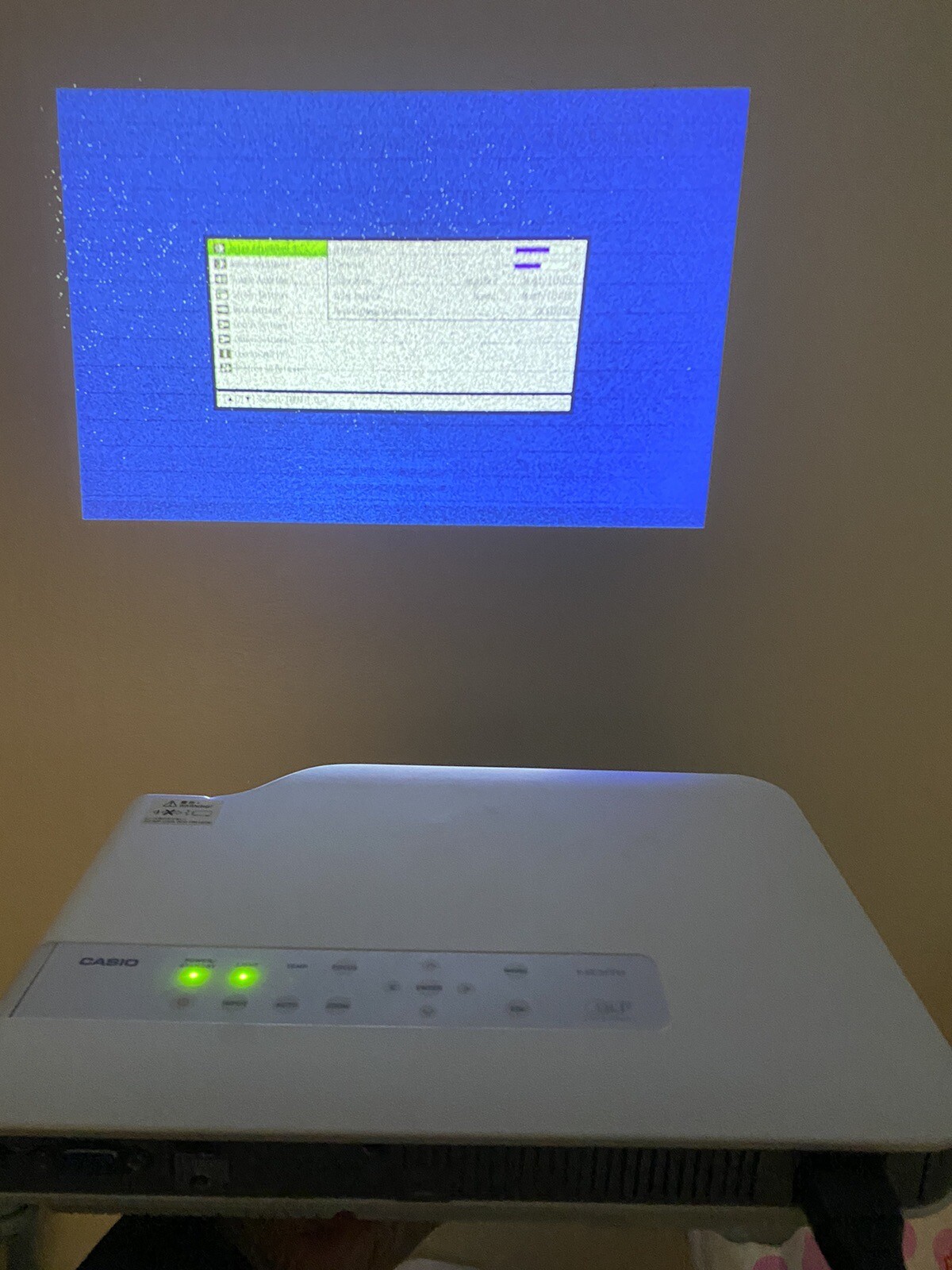Casio Data Projector XJ-A240V HDMI Computer Connection - READ