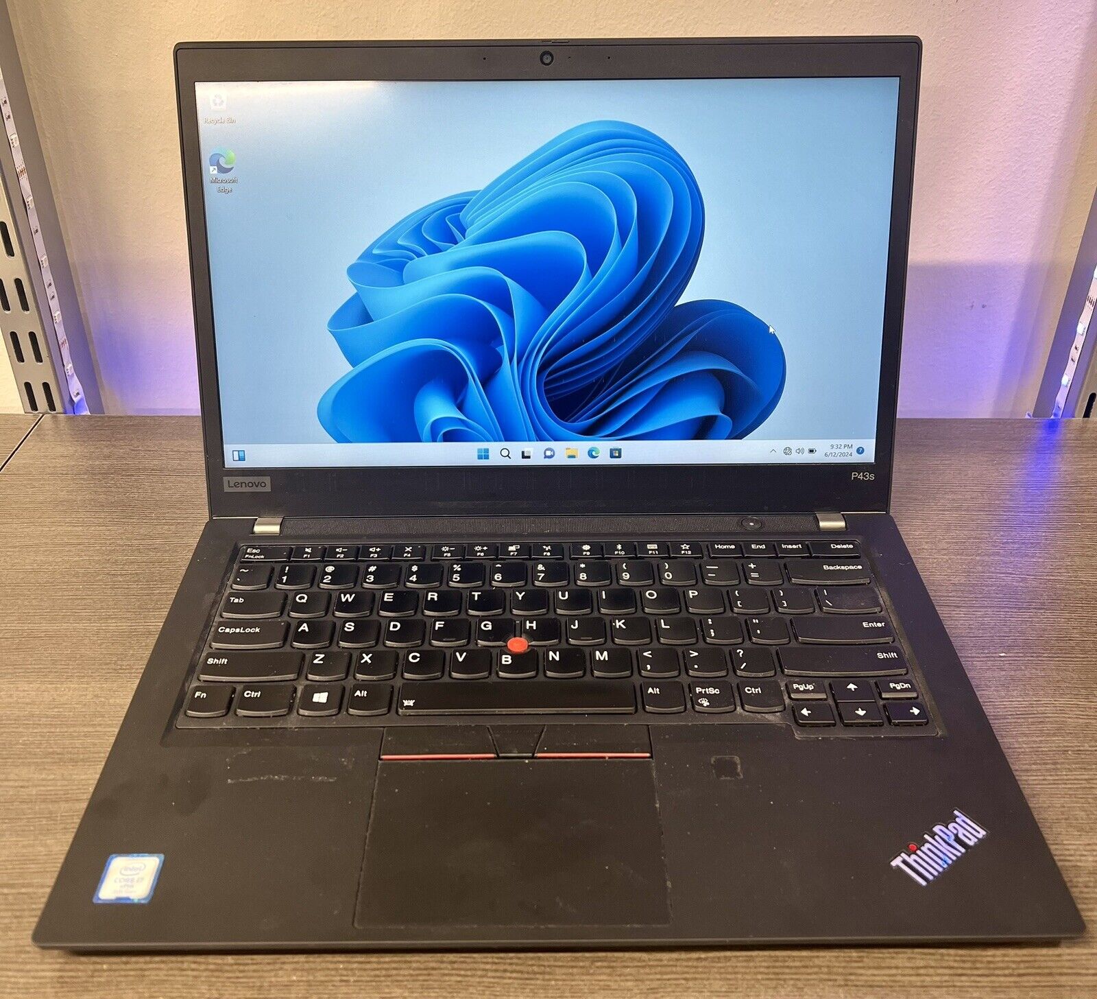 Lenovo ThinkPad P43s i7-8665U 1.9 GHz 512GB SSD 16GB RAM 14” Win11 w charger
