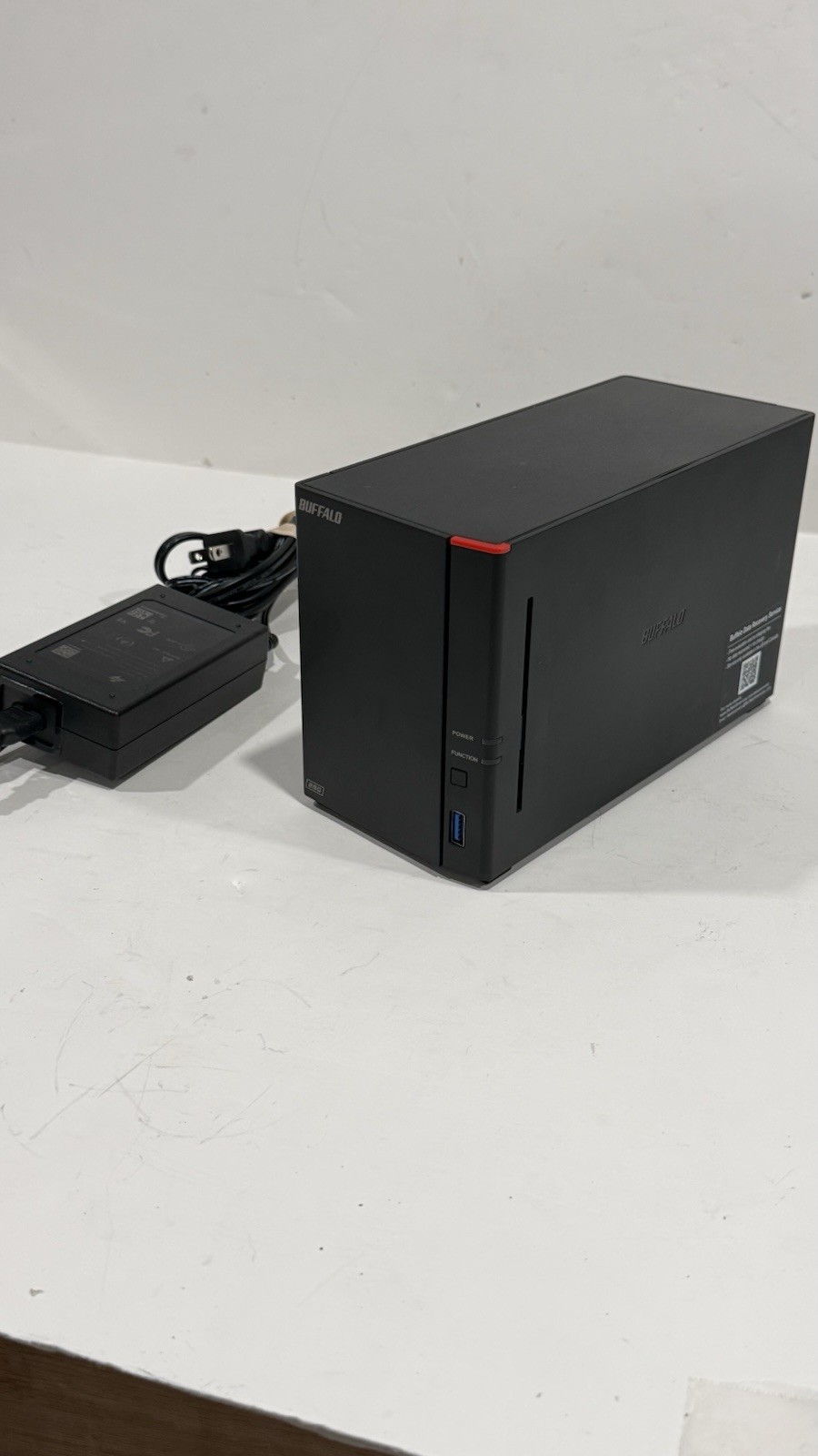 Buffalo LinkStation 720 2-Bay NAS Storage Disk Array PN: LS720D1602-US No Drive