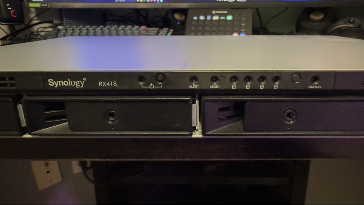 Synology RX418 4-Bay Expansion Unit – 1U Rackmount