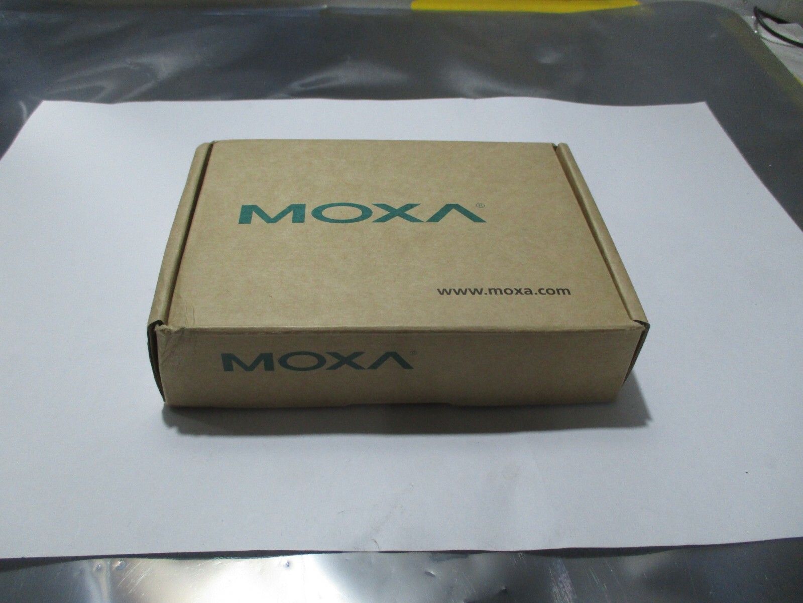 Moxa ioLogik E1212 Remote Ethernet  I/O with 2-Port Ethernet Switch
