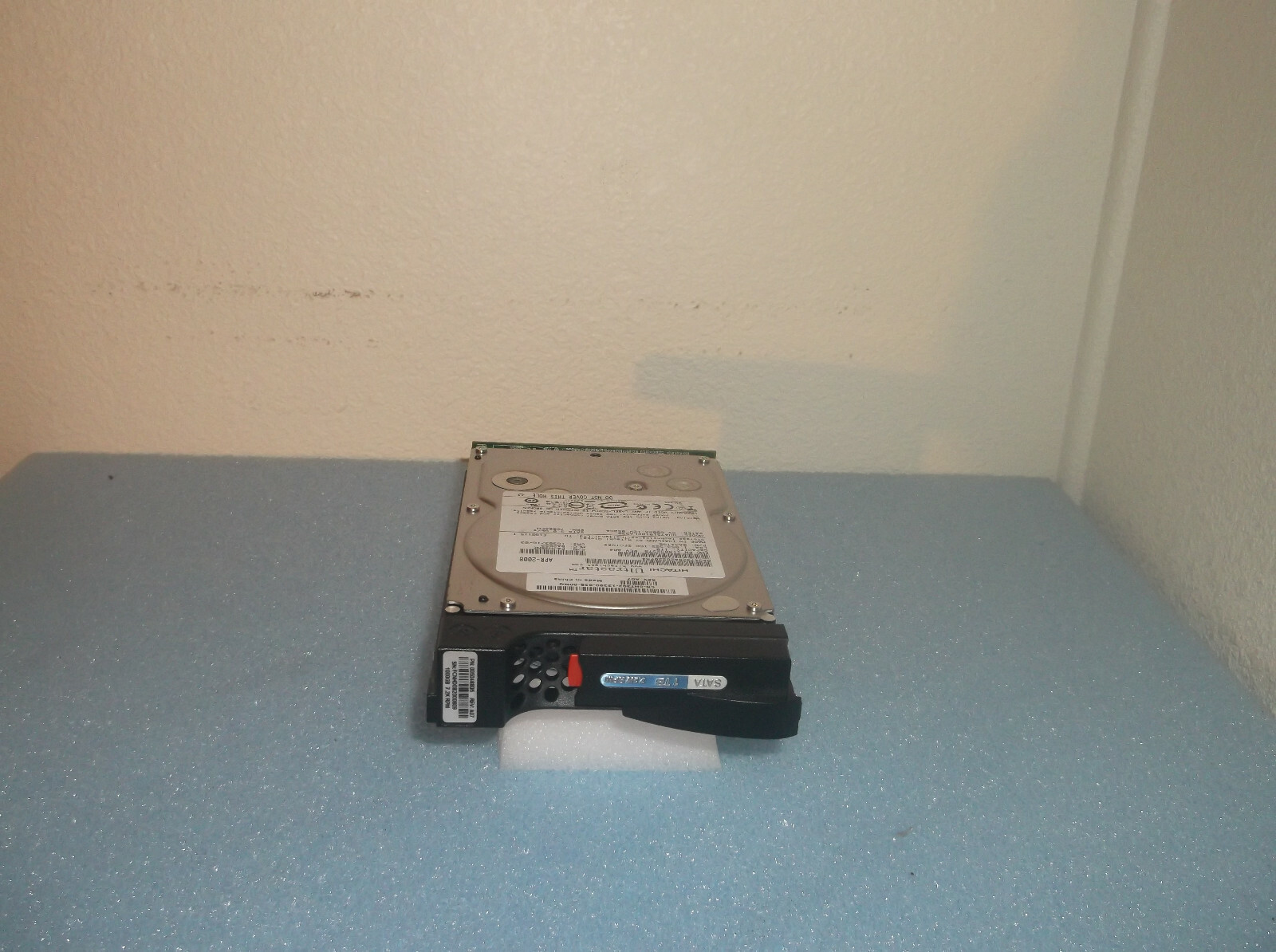 EMC AX4-5 005048805 1TB 7.2K 3Gbps SATA II AX-SS07-010 Hard Disk  AX4-5 AX4-5i