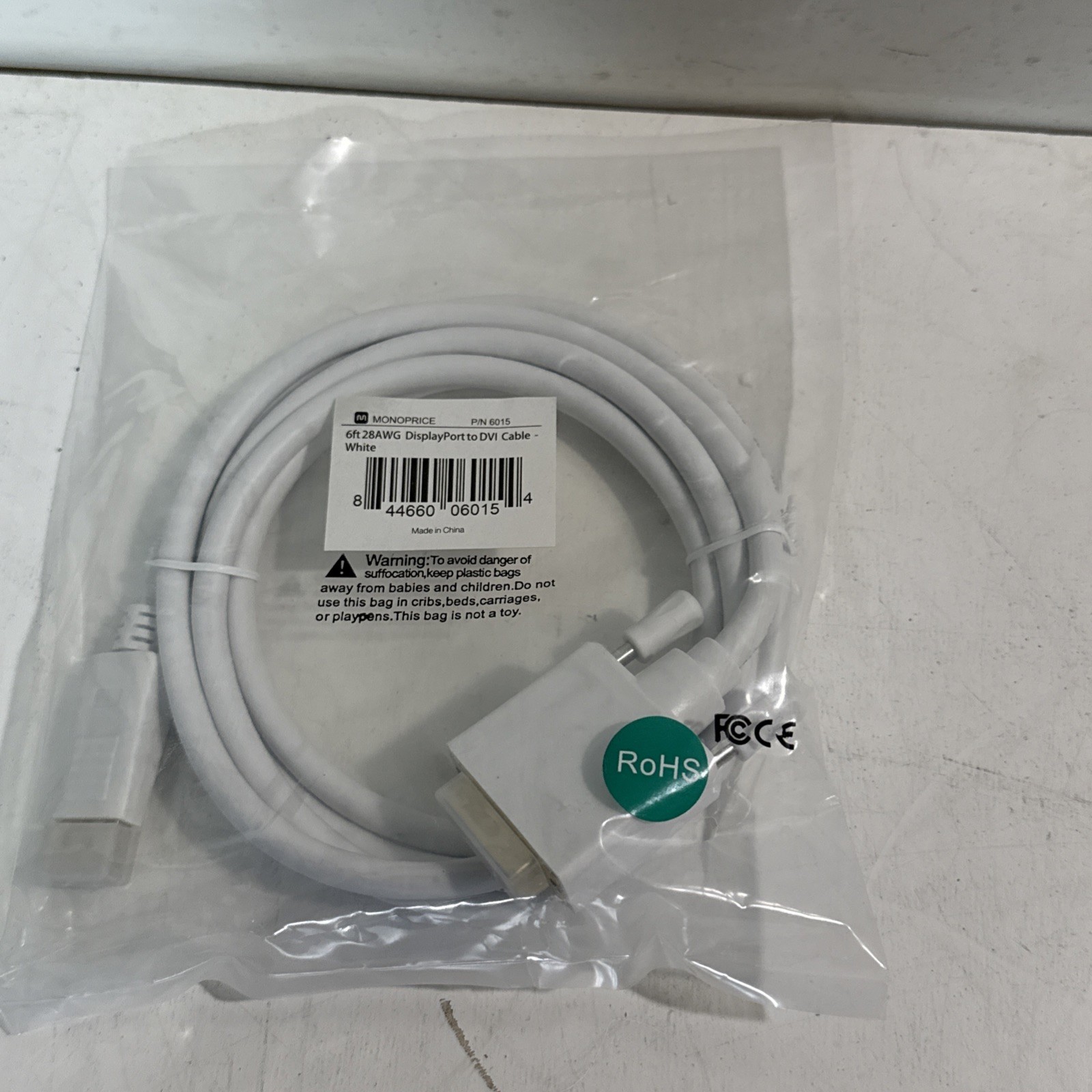 Monoprice 6ft 28AWG Display Port To DVI Cable White P/N 6015