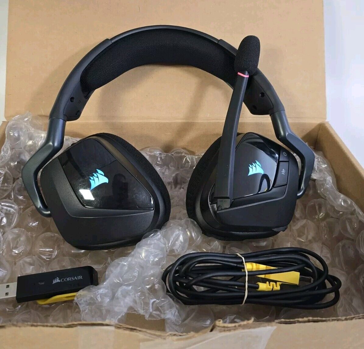 Corsair VOID PRO RGB Carbon Black Gaming Headset for PC (CA-9011152-NA)