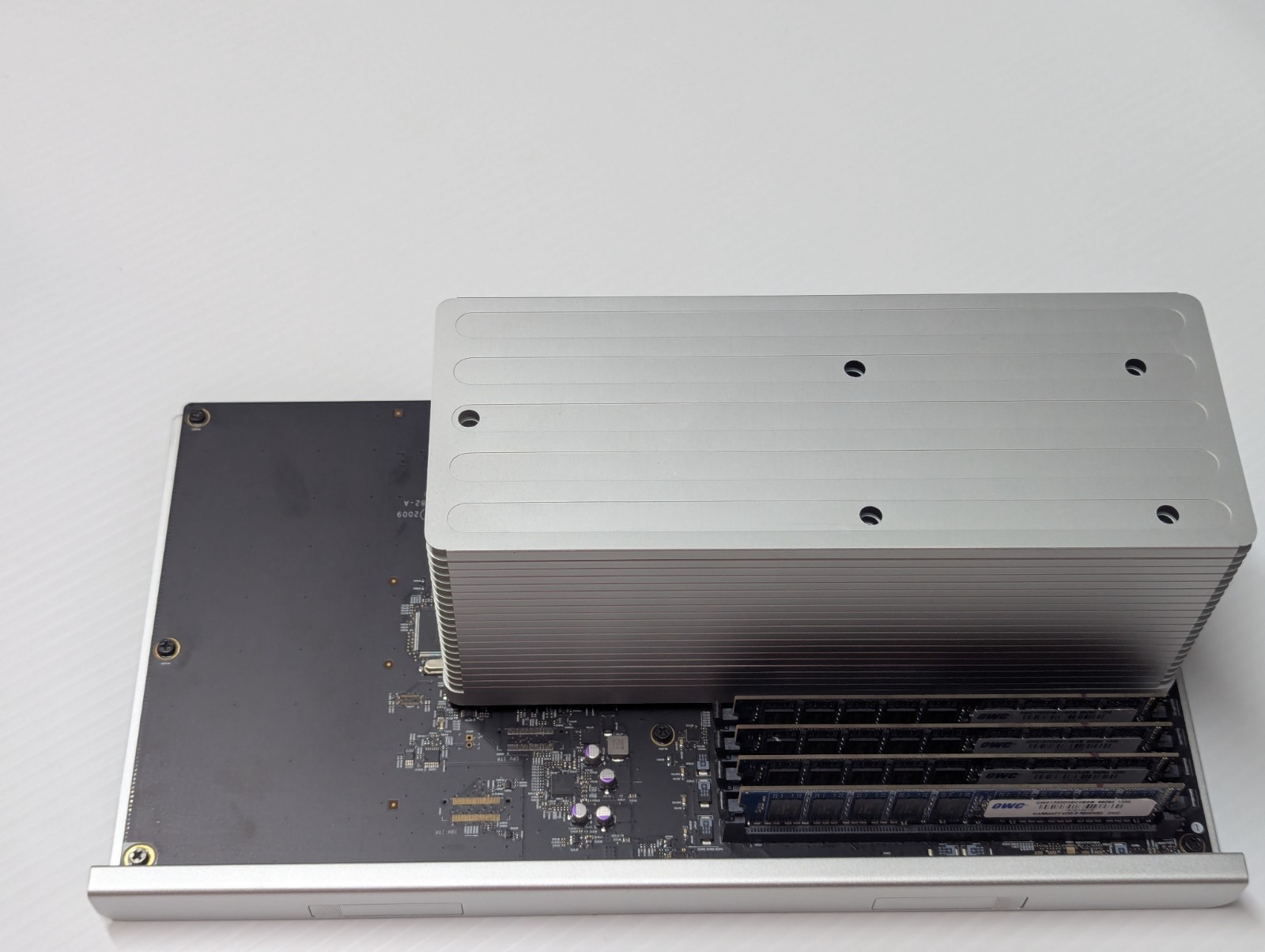 2010-2012 Mac Pro Upgrade Tray 3.06 6 Core X5675 32GB 1333 Ram