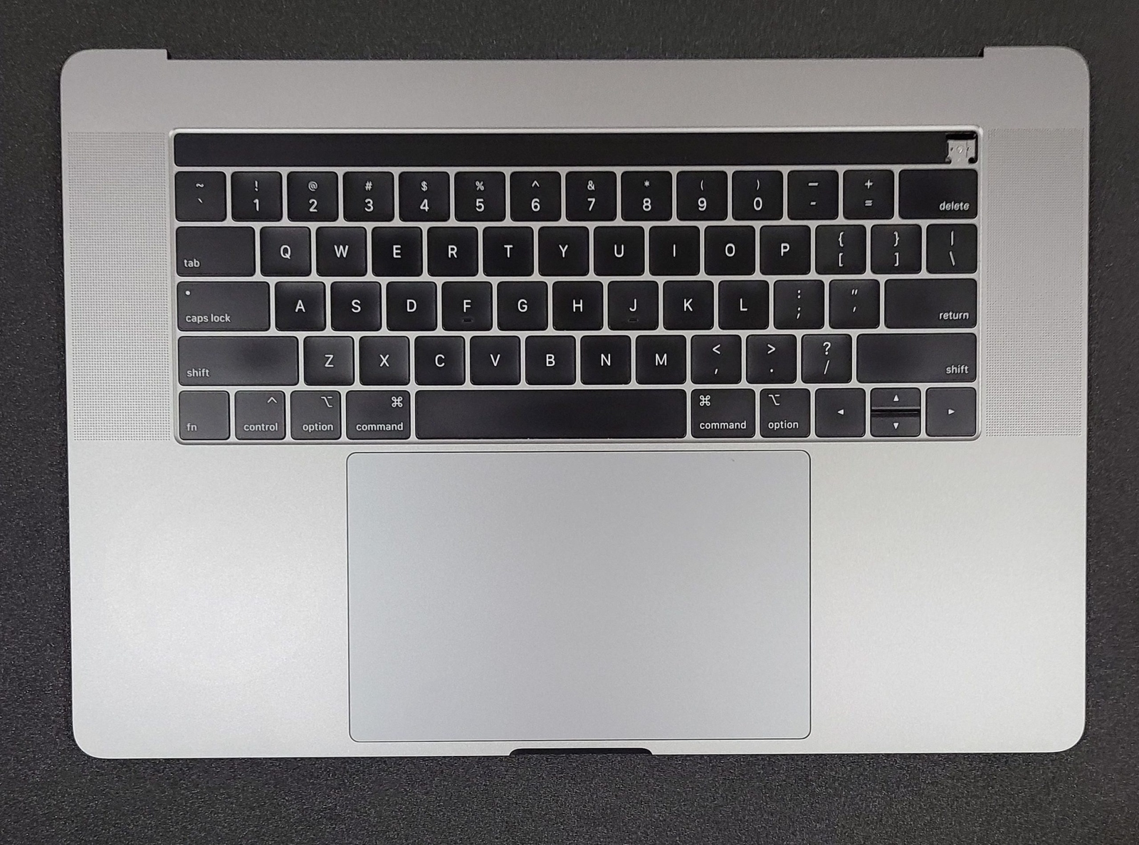 Grd B MacBook Pro 15" A1990 2018/19 Space Gray Top Case Keyboard Touchpad Cover