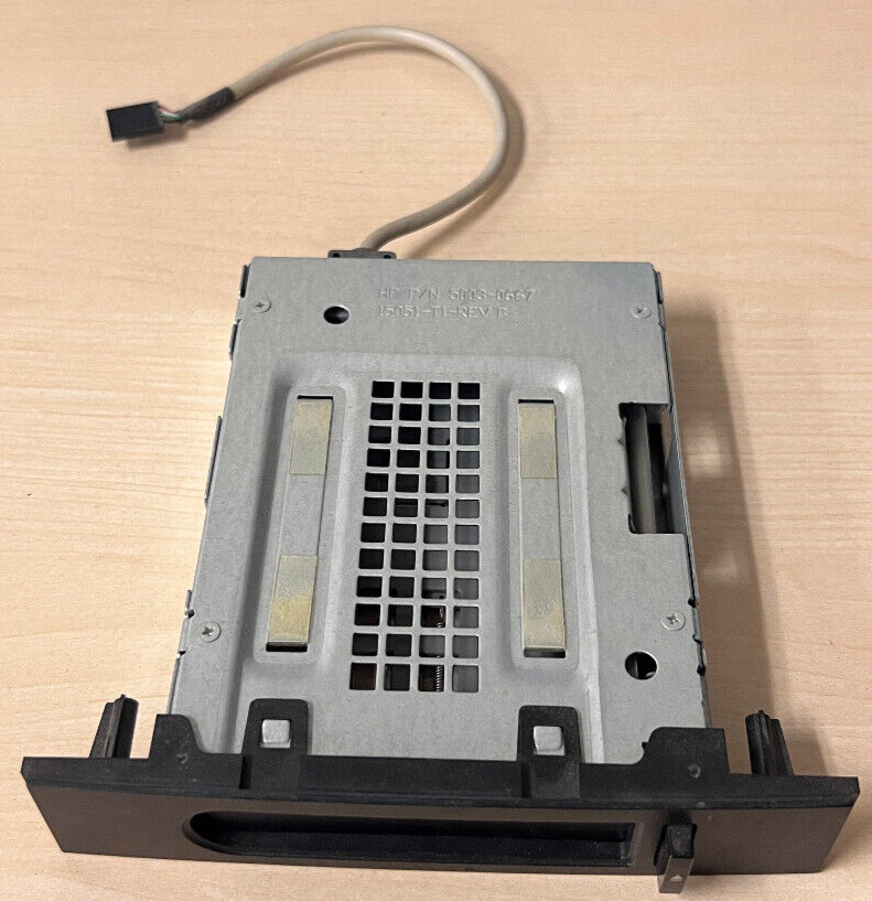 HP Pocket Media Drive Bay HP P/N 5003-0667