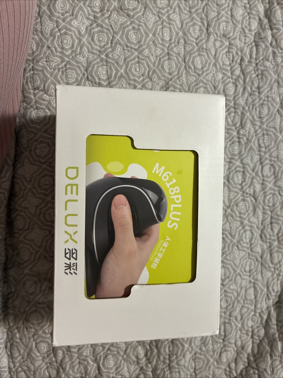 DELUX Seeker Ergonomic Vertical Wireless Mouse with OLED Screen (M618PLUS RGB