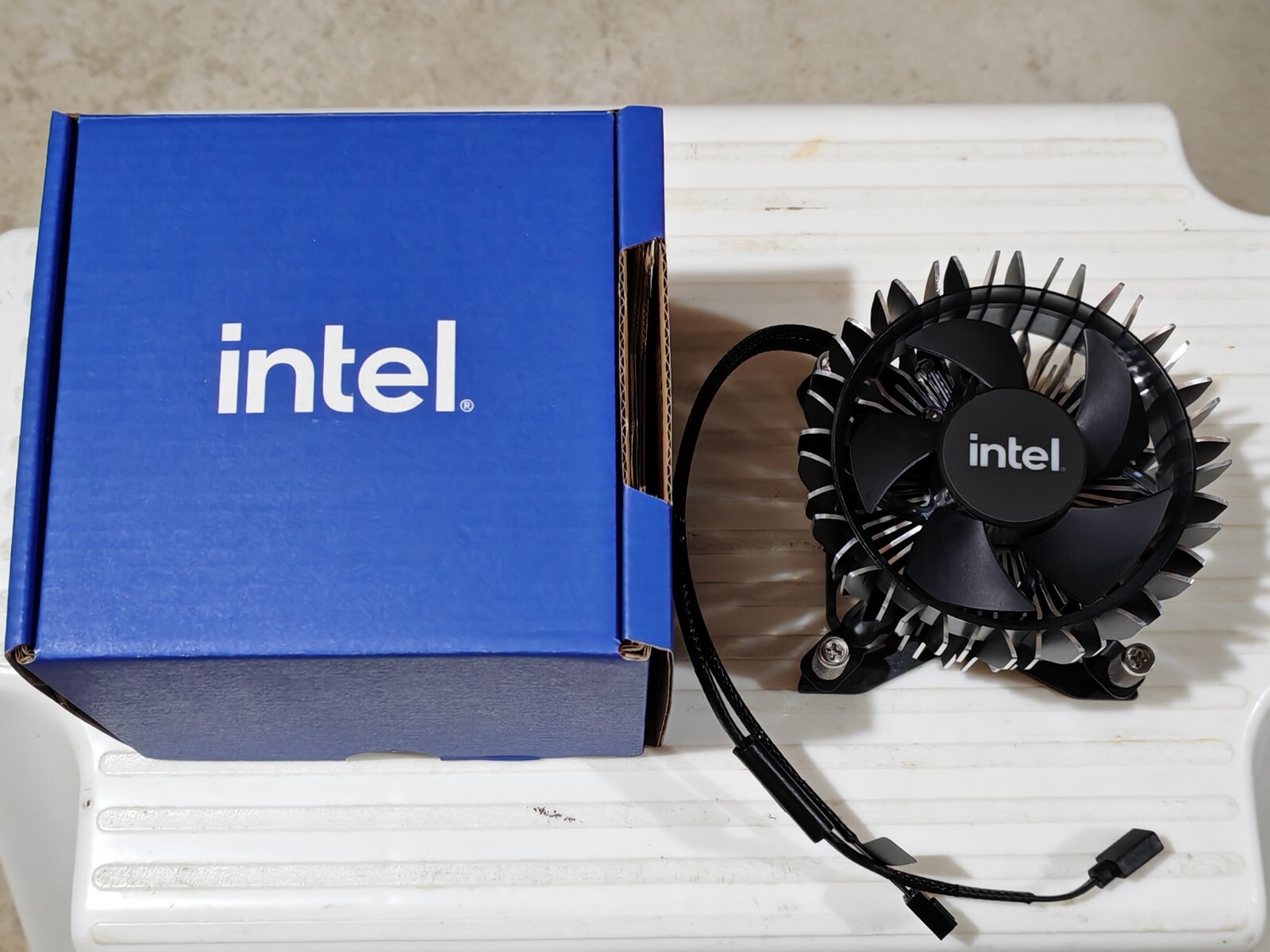 NEW Intel Original  Laminar RH1 RGB LGA 1700 for 12, 13, 14 GEN CPU M23815-001