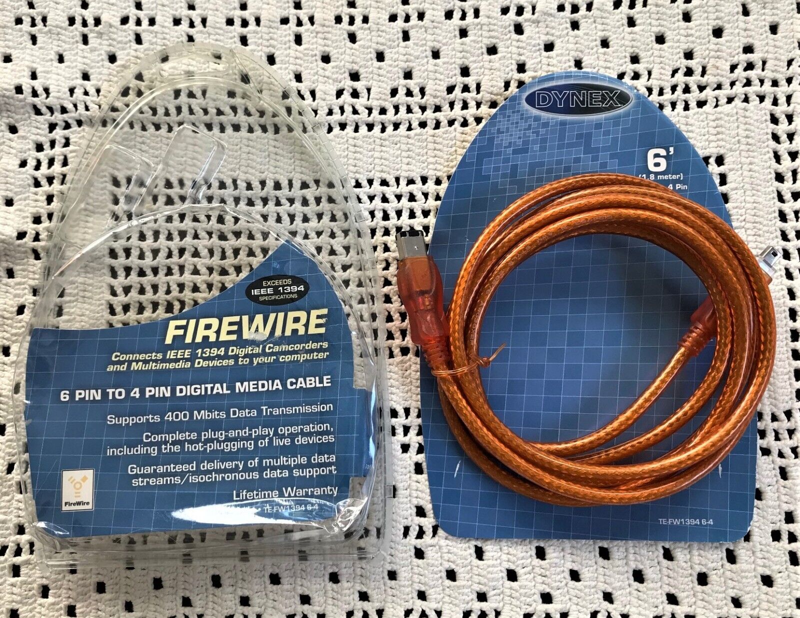 Dynex 6FT Firewire 400 Cable 6 Pin to 4 Pin Media IEEE 1394