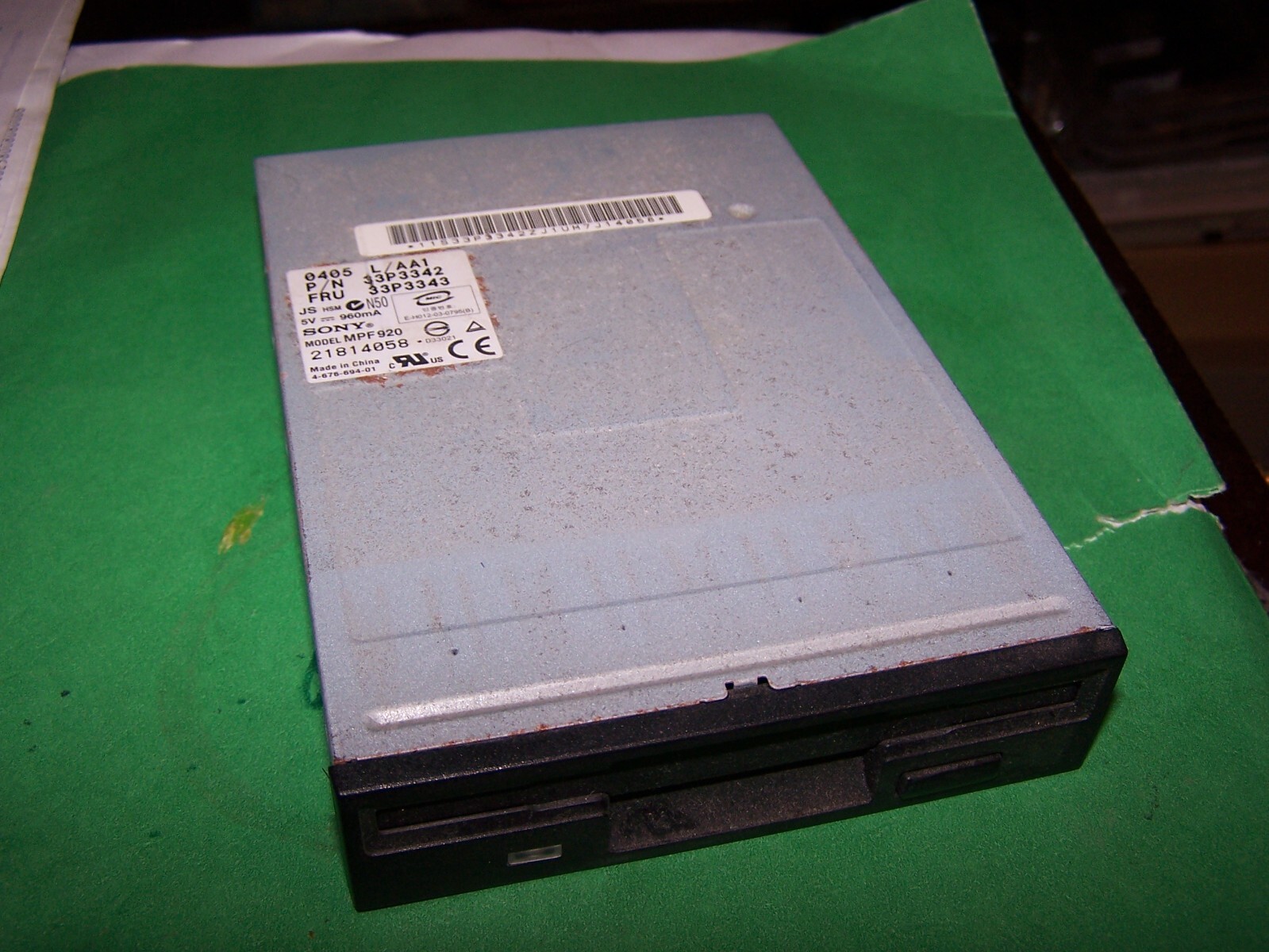 Sony MPF920 33P3342  144Mb PC  3.5 inch Internal Floppy Disk Drive