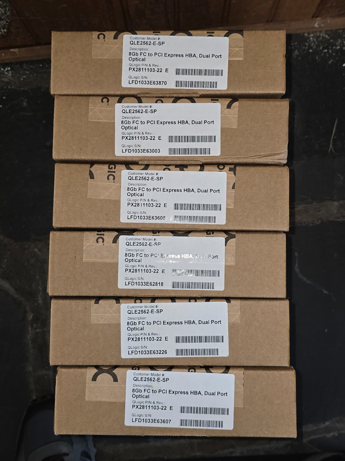 QLogic QLE2562-E-SP Dual Port 8Gb FC HBA PCIe x8 PX2811103-22 Lot of 6
