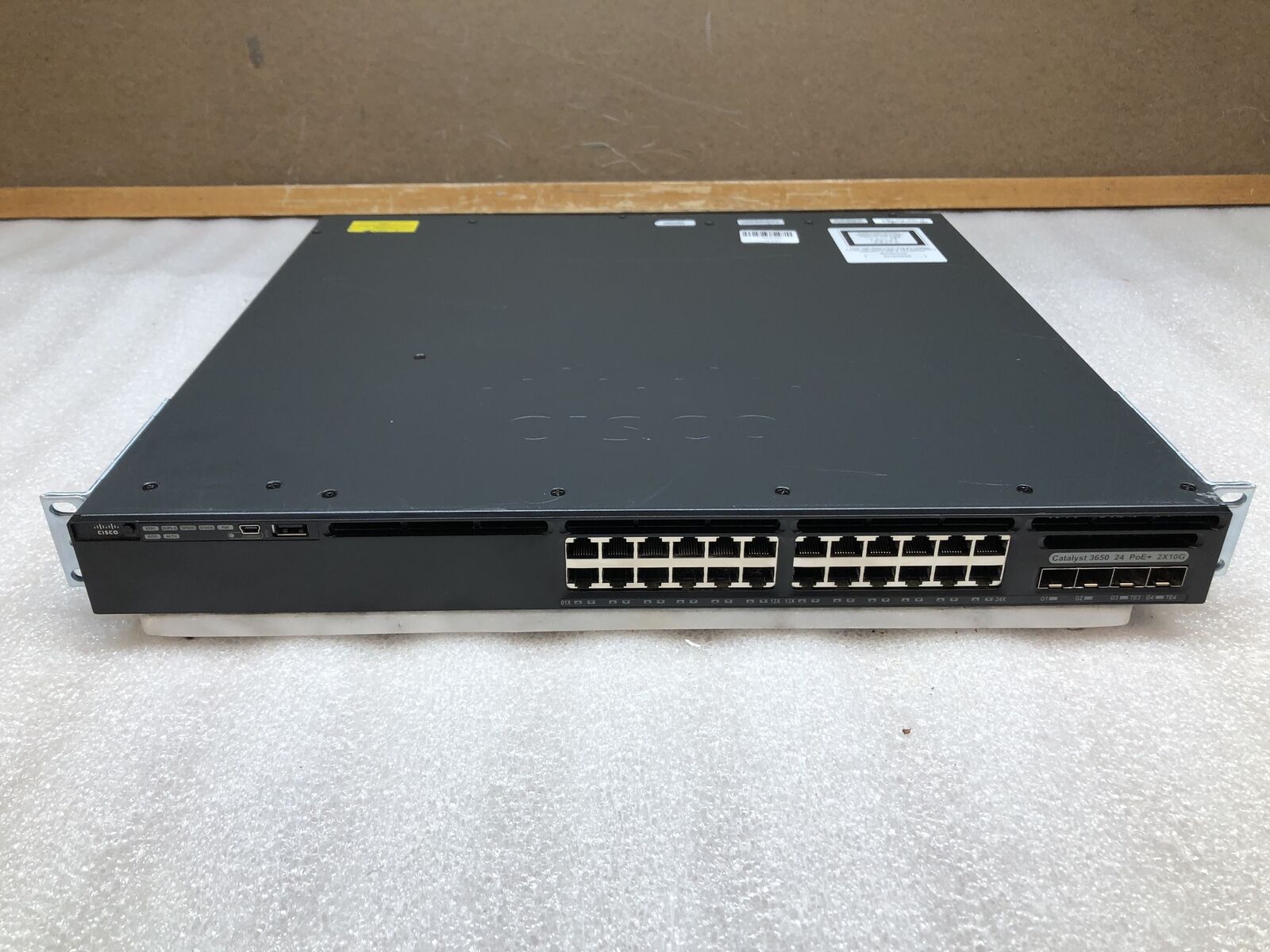 Cisco Catalyst 3560 24-Port Gigabyte PoE+ Eth 2x10G SFP+ Ethernet Network Switch