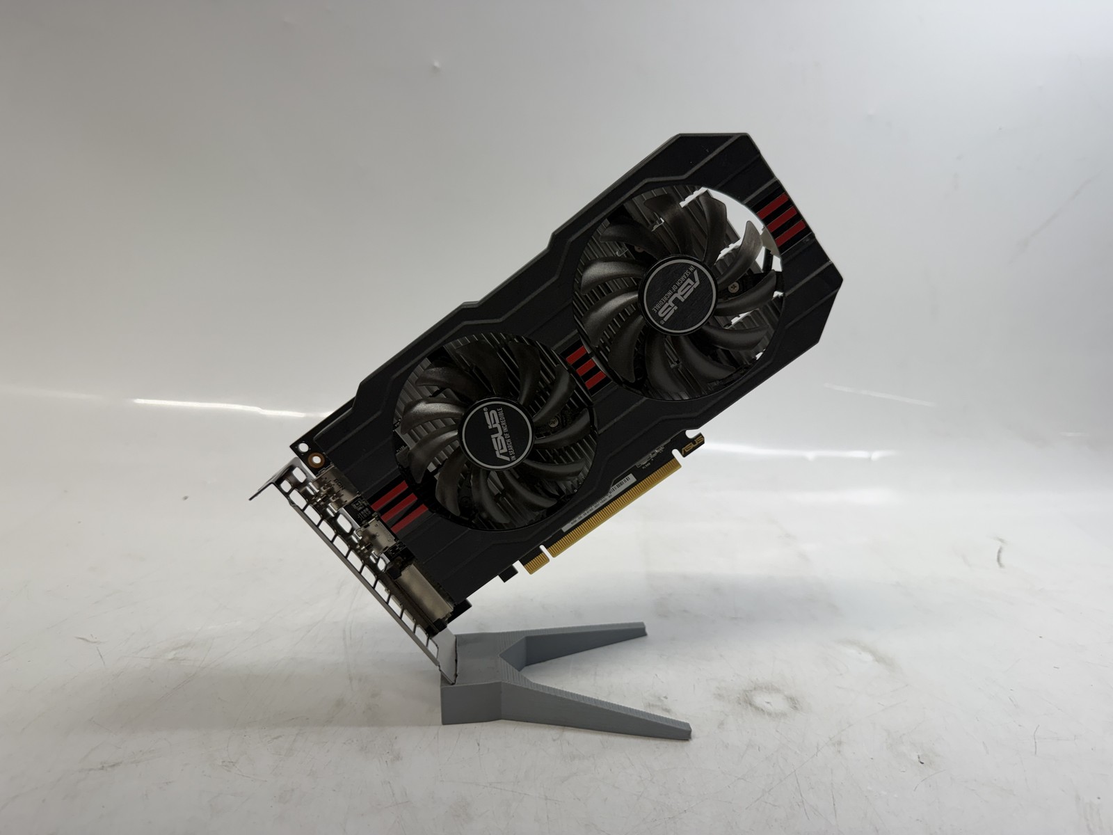 ASUS Radeon RX 560 2GB GDDR5 Graphics Card