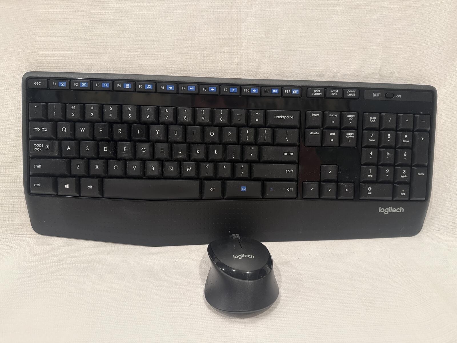 Logitech K340 Wireless Keyboard with Palm Rest, Black, Mouse Included Has Dongle