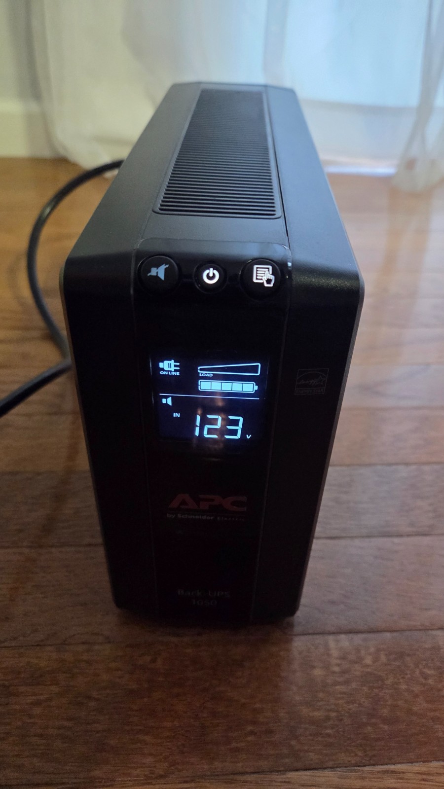 APC - BACK-UPS PRO, 1050VA/600W, TOWER, 8 OUTLETS, LCD, BLACK - NEW/NO BOX