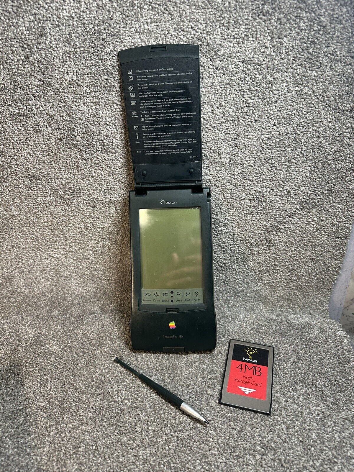 Vintage Apple MessagePad 130 Newton For Parts Not Working (No Power)