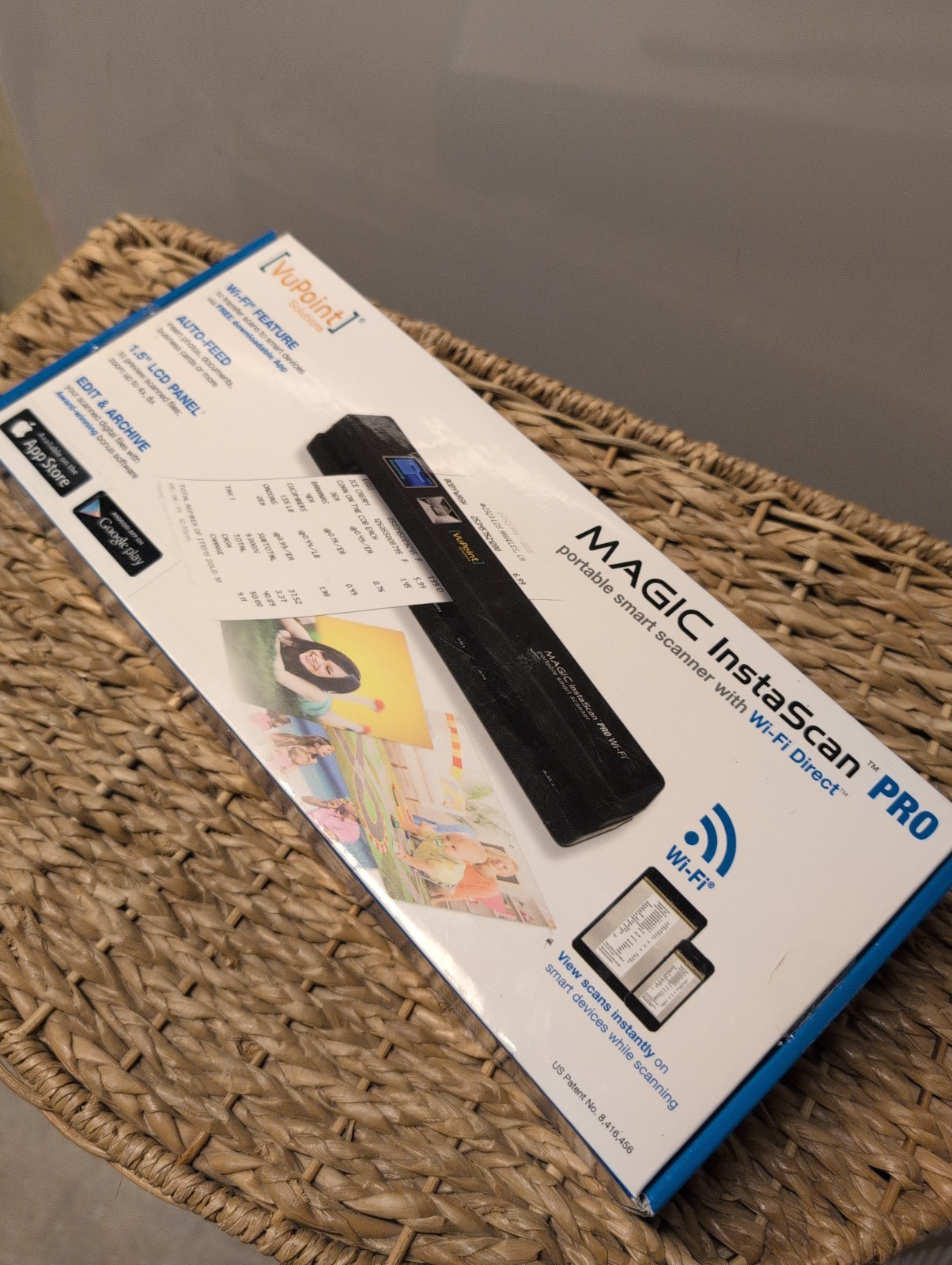 VuPoint MAGIC WAND PDSDK-ST470BU-VP Portable Handheld Scanner + Dock.