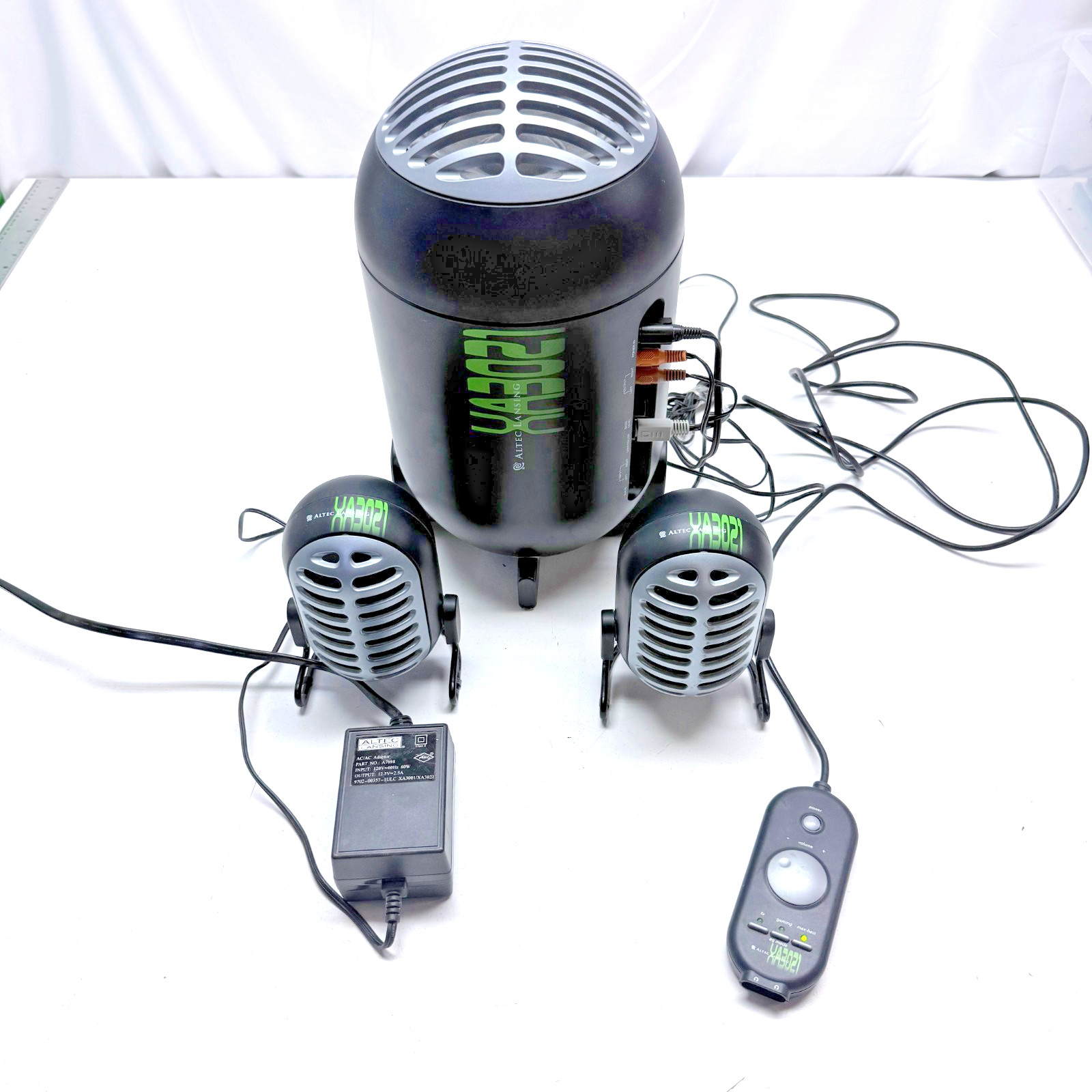 Altec Lansing XA3021 Home Theater Speaker System Complete
