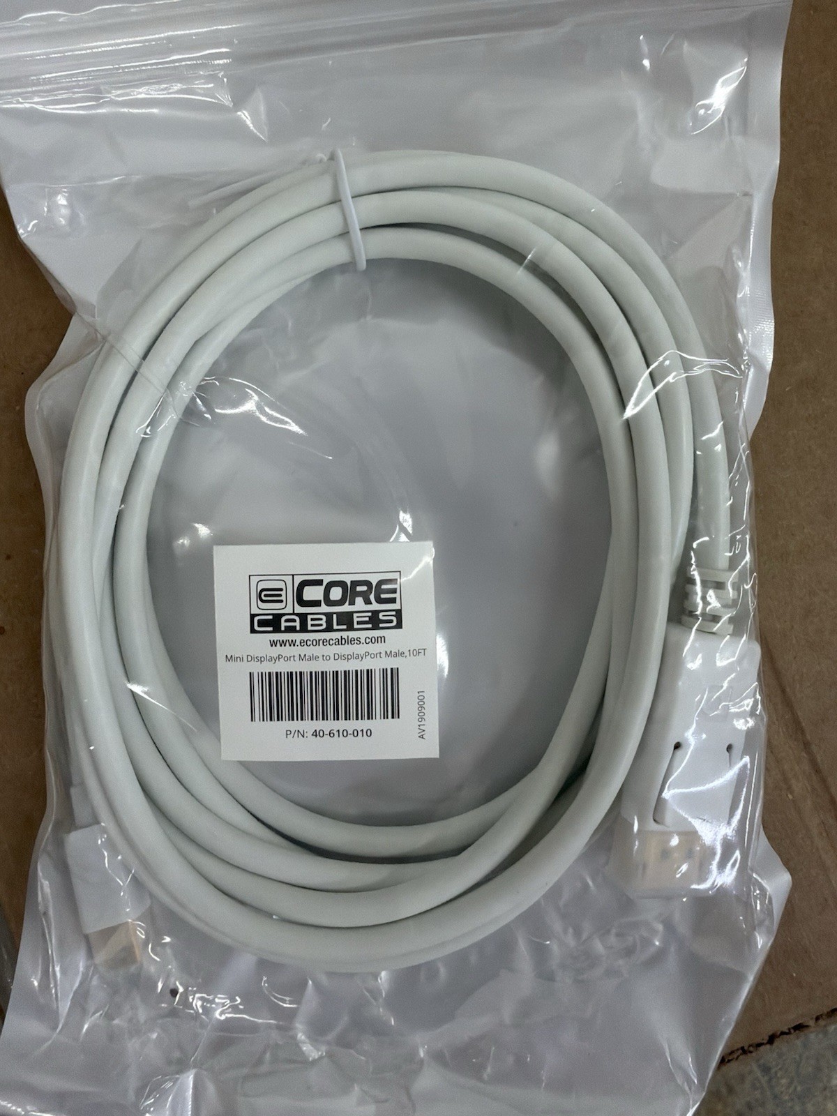NEW Core Cables 10 ft Mini DisplayPort to DisplayPort Cable -Male to male