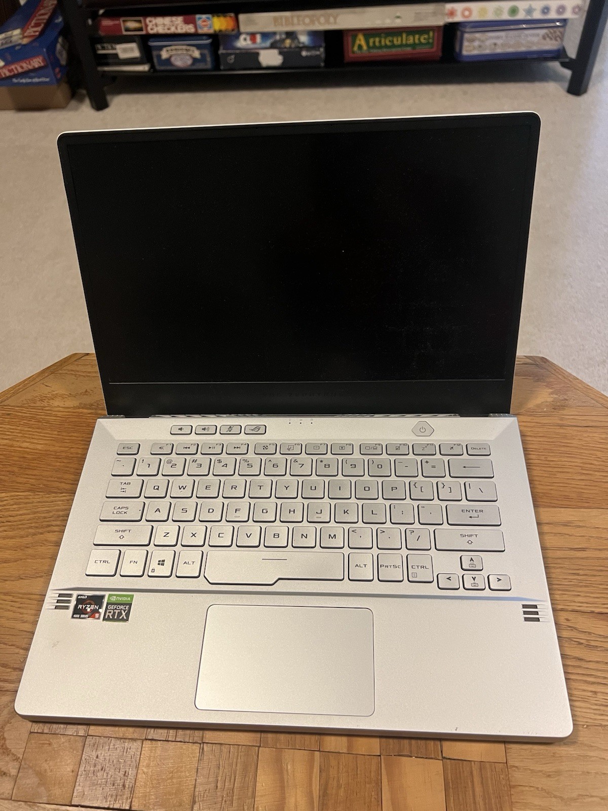 ASUS ROG Zephyrus G14 GA401IV Ryzen 9 4900HS 16GB 1TB RTX 2060 120Hz