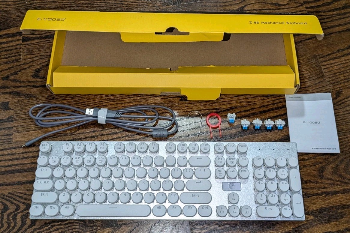 E-Yooso Z-88 Mechanical Gaming Keyboard Metallic  Round Buttons Wired Typewriter