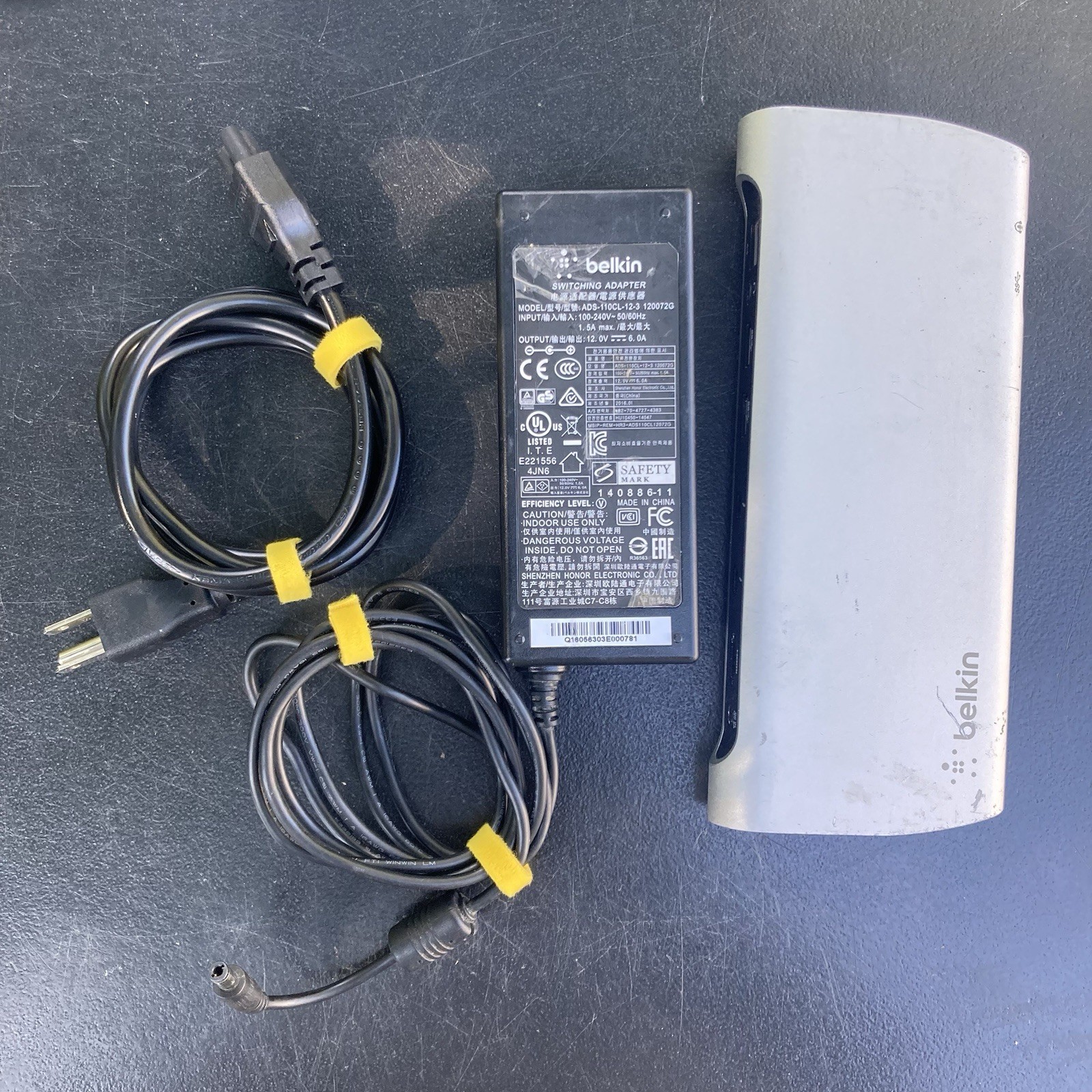 Belkin Thunderbolt 2 Express Dock F4U085 – Used, Tested Working with PS
