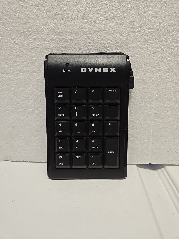 New Dynex Wired Compact Keyboard USB Numeric Keypad Model: DX-KEYPAD2