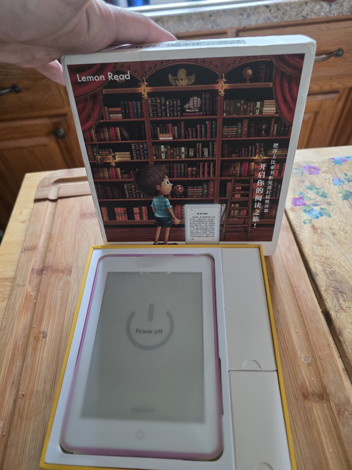 Lemon Read 7in eBook Reader Tablet 16GB Wireless Wi‑Fi White/Pink