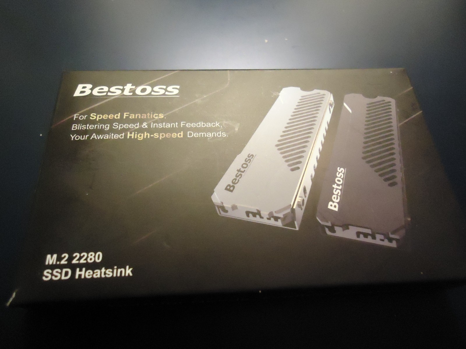 Bestoss 1TB PCIe 3.0 NVMe M.2 2280 SSD with Heatsink Silver