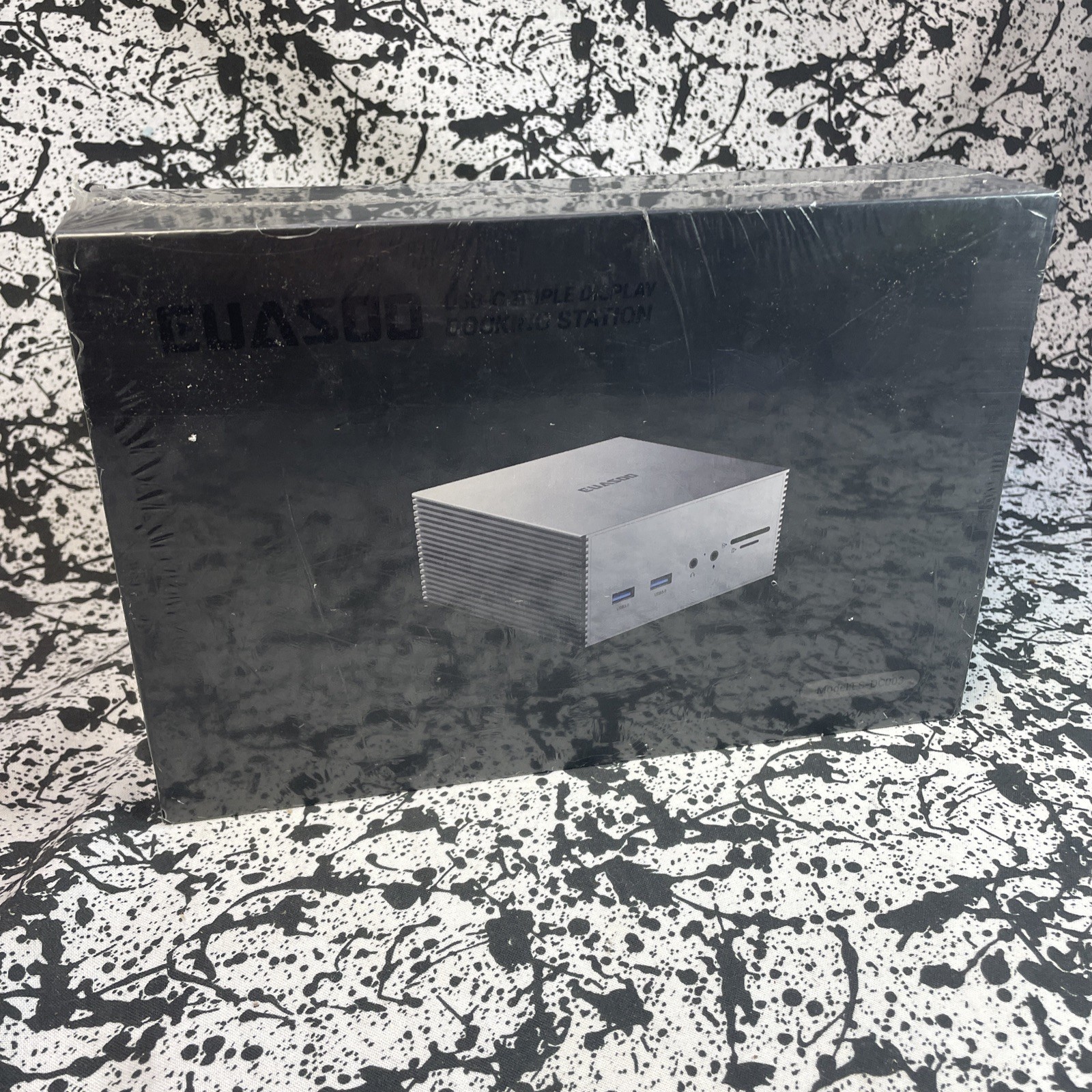EUASOO USB-C Docking Station - Triple Display ES-DC003