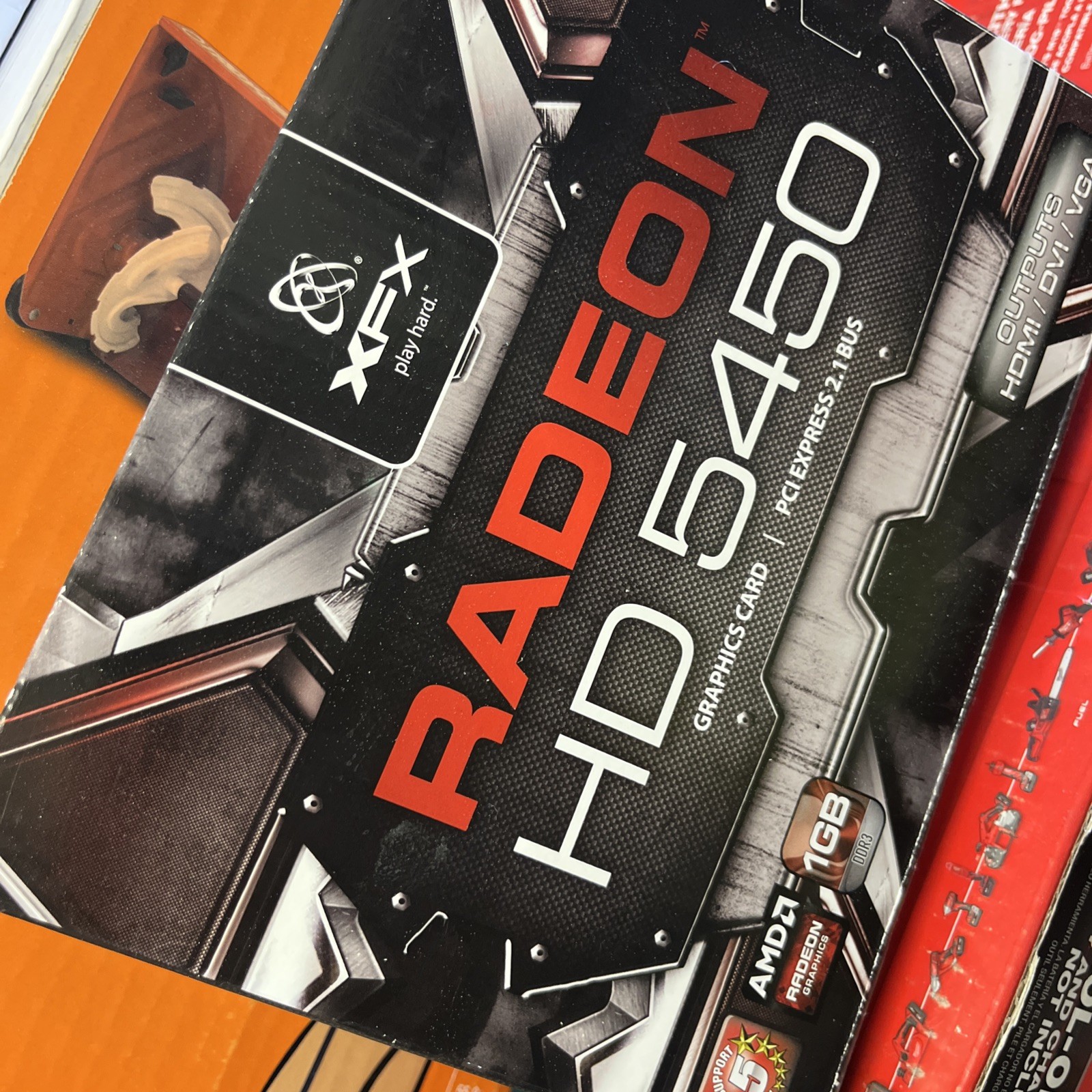 XFX ATI Radeon HD 5450 (HD-545X-ZQH2) 1GB / 1GB (max) DDR3 SDRAM PCI Express 2.1